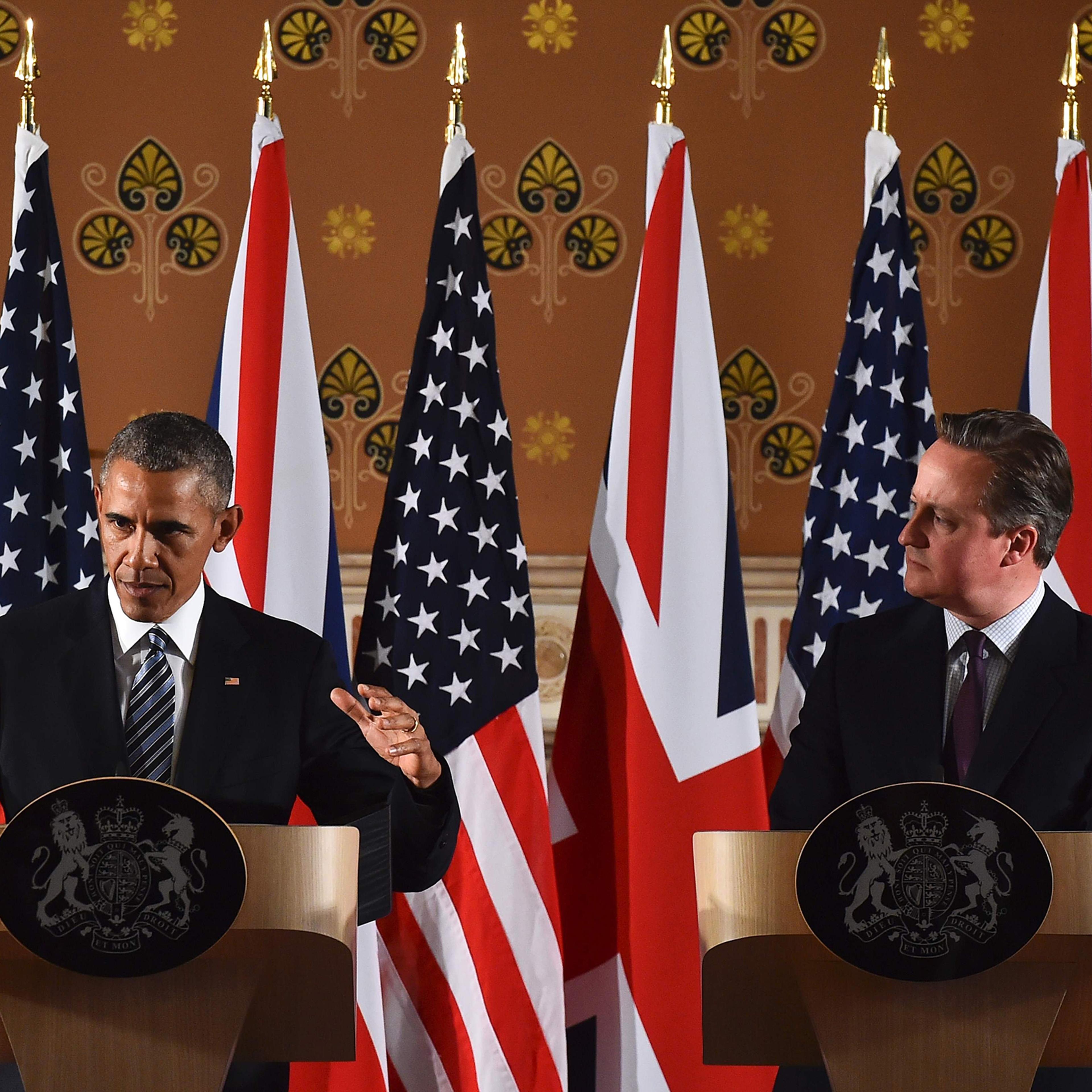 Barack Obama and David Cameron hold a press conference at the Foreign and Commonwealth Office in central London on April, 22, 2016.
