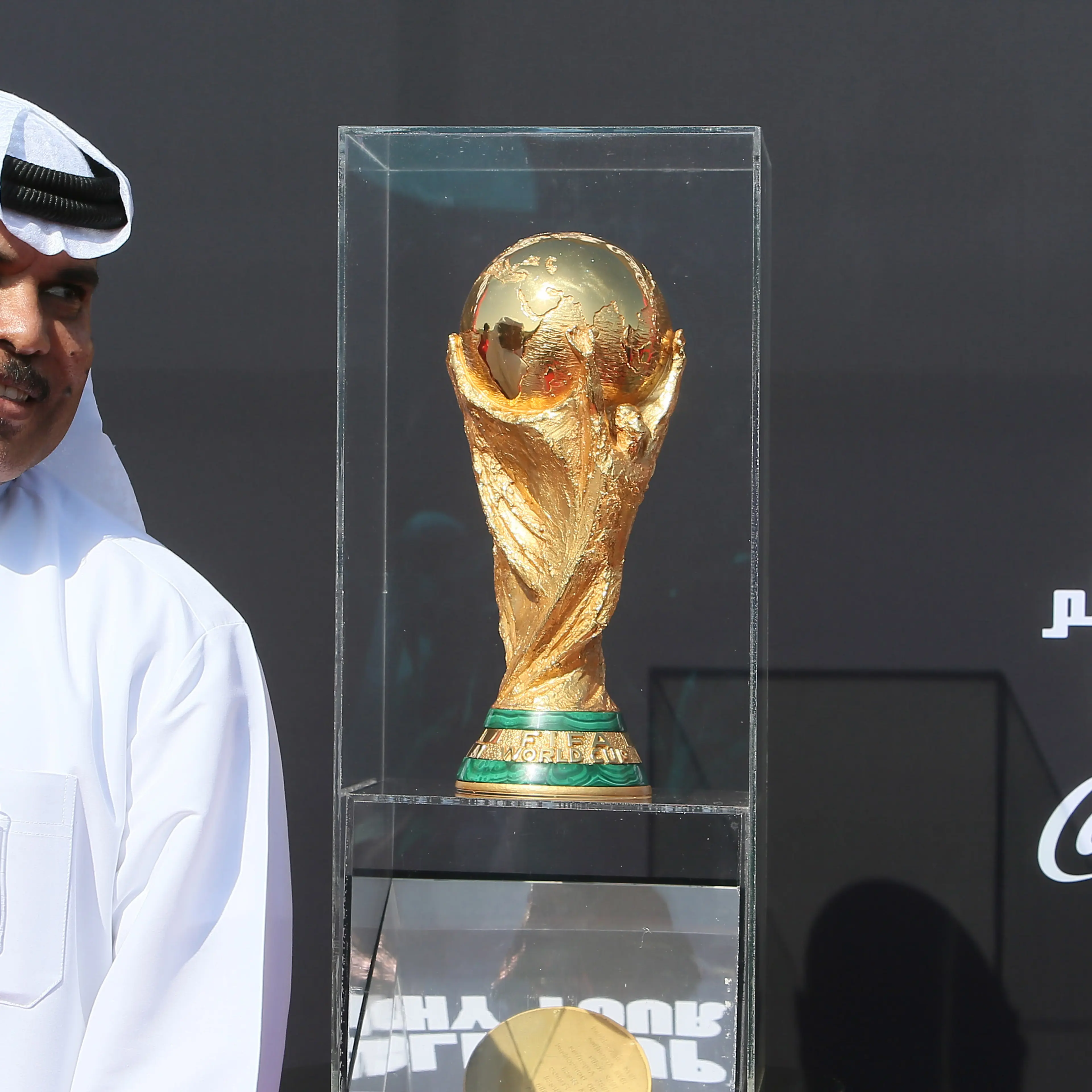 FBL-WC2014-QAT-FIFA-TROPHY
