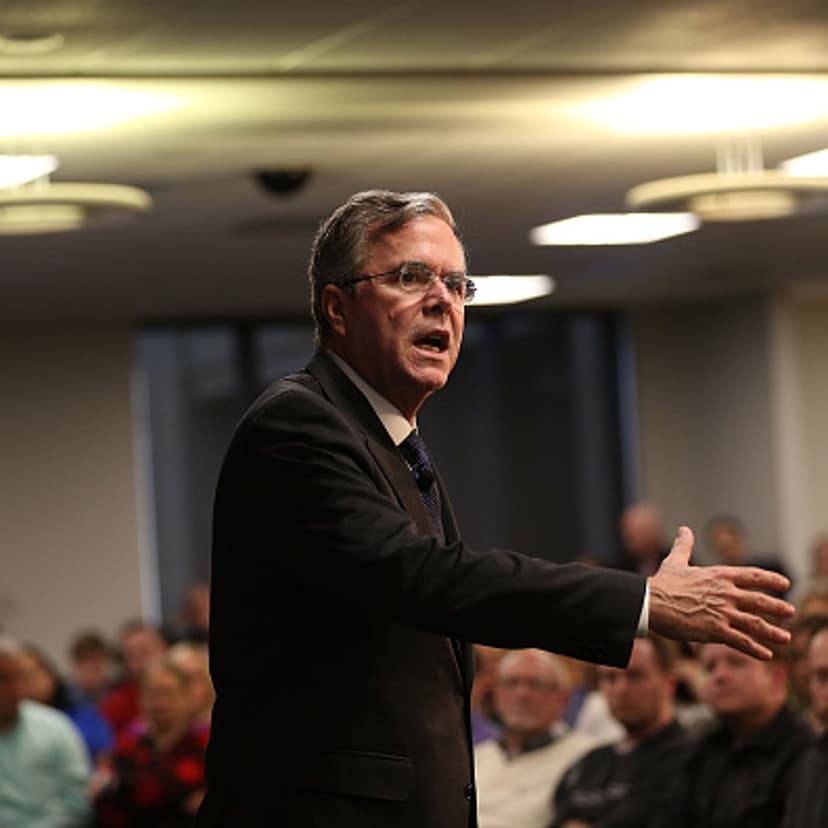 Republican presidential candidate former Florida Governor Jeb Bush speaks during a campaign event at the Nationwide Insurance regional office on January 27, 2016 in Des Moines, Iowa.