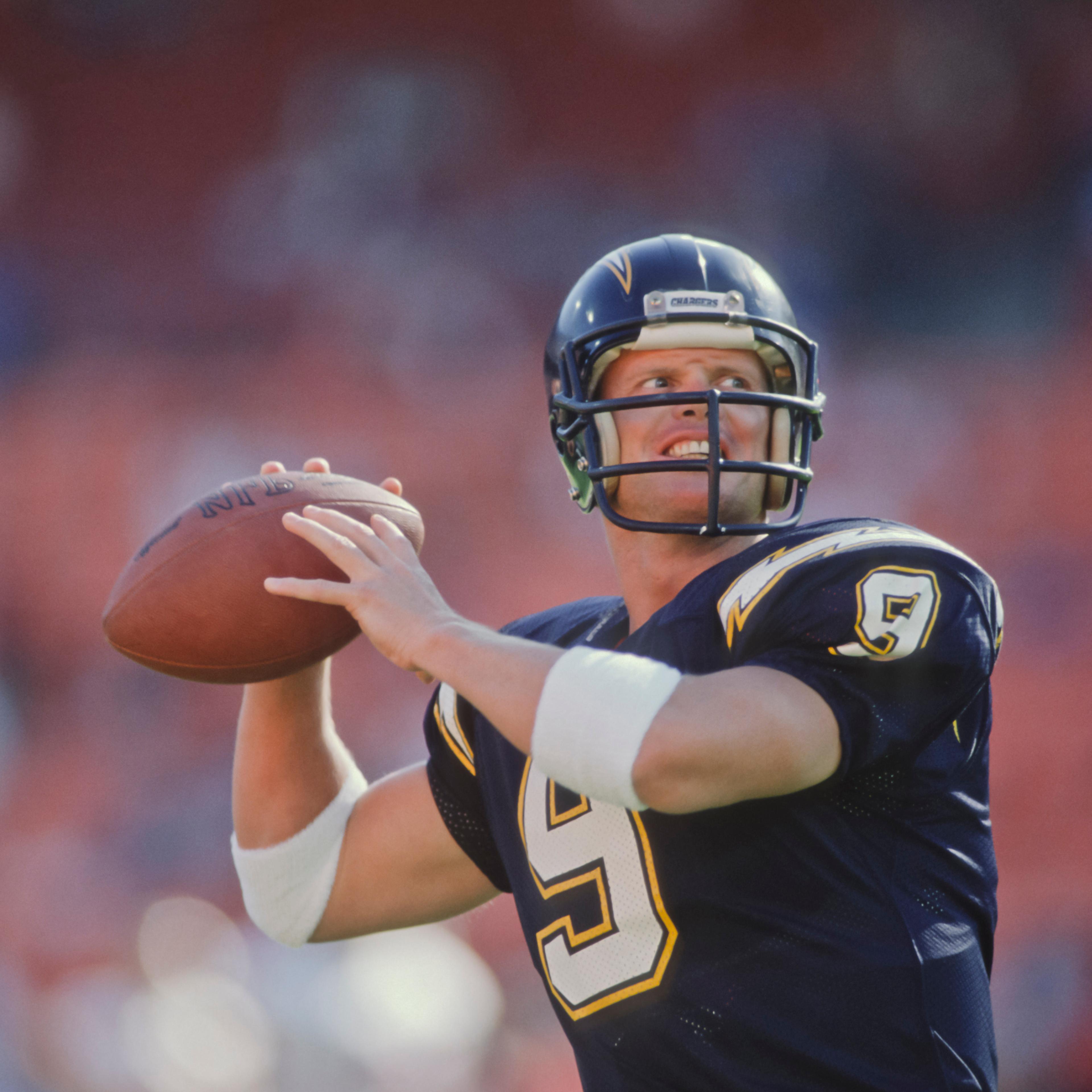Jim McMahon seen playing for the San Diego Chargers in 1989.