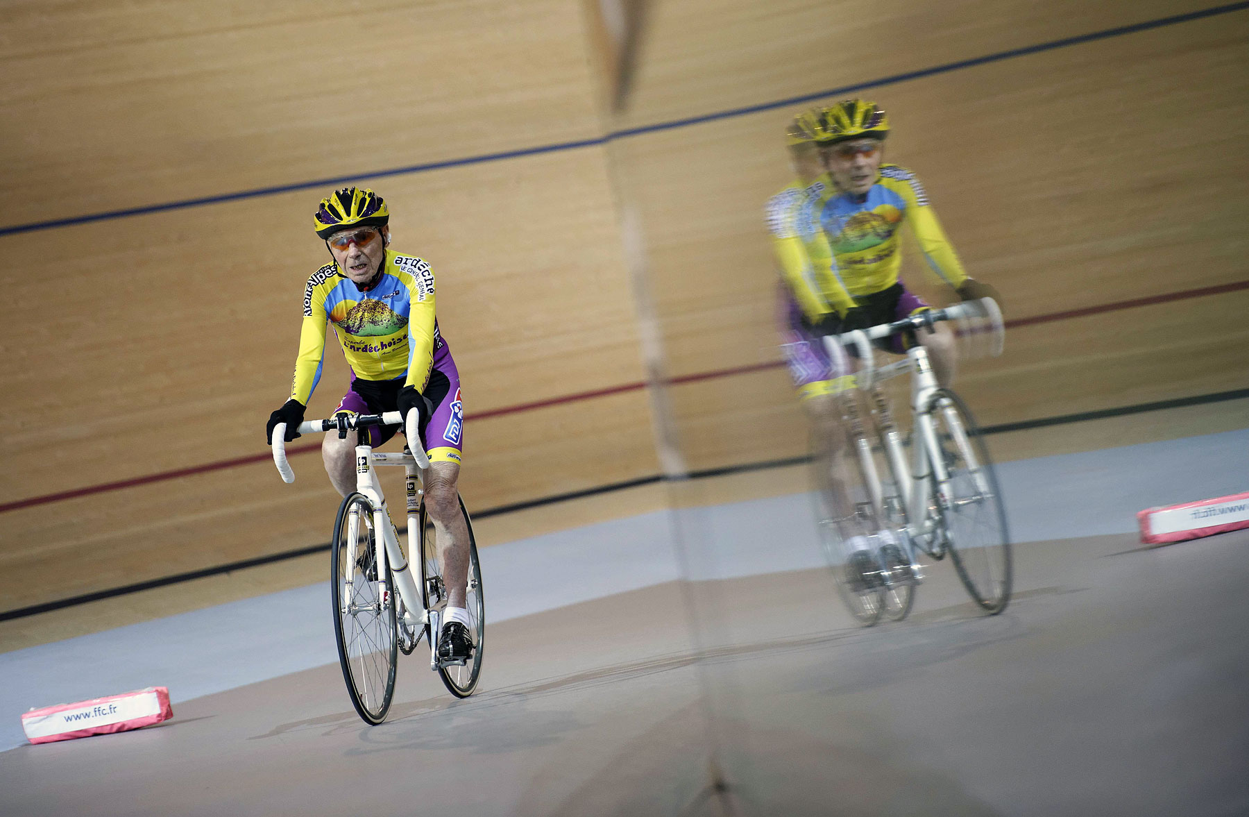 CYCLING-FRA-ELDERLY-OFFBEAT