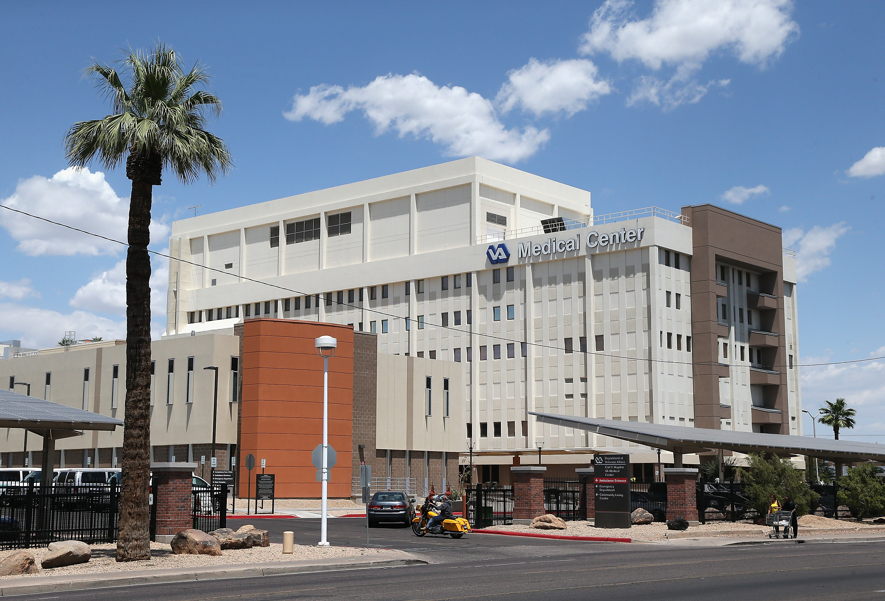 Veteran Affairs Clinics To Be Audited After Patient Deaths At Phoenix Hospital