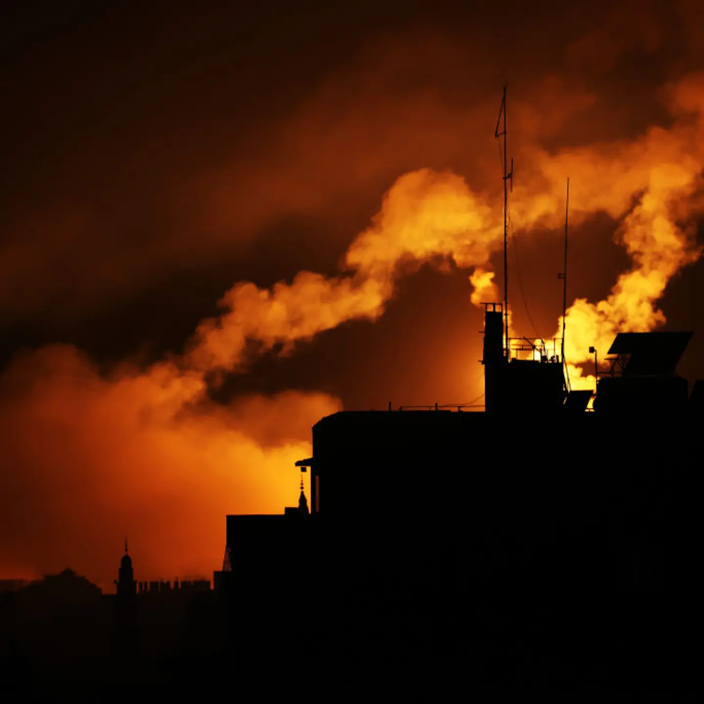 Israeli attacks on Gaza continue on the 25th day