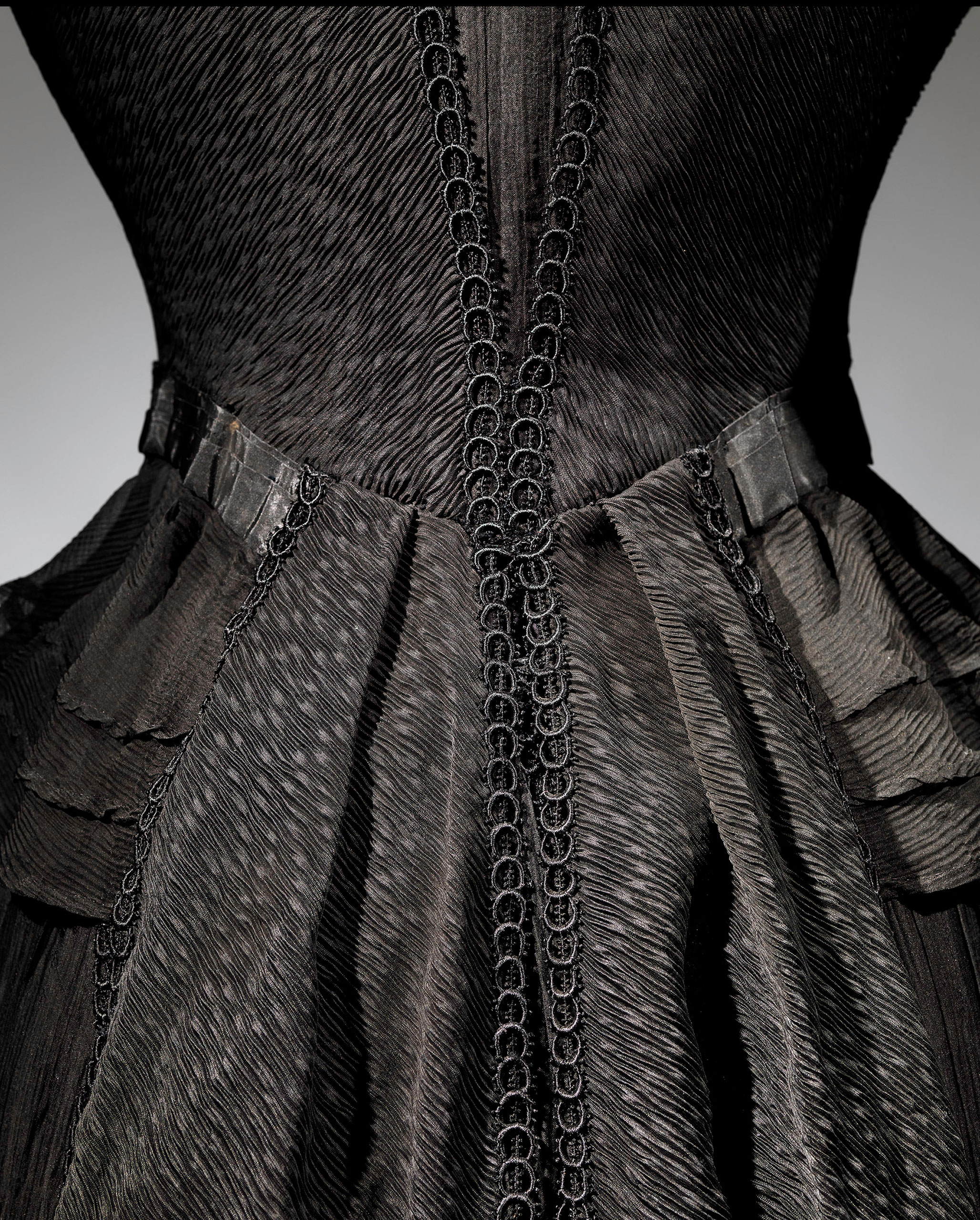 <span style="font-size:medium;"><strong>Mourning Dress (Detail), 1902-1904</strong></span>
<br> Black silk crape, black chiffon, black taffeta