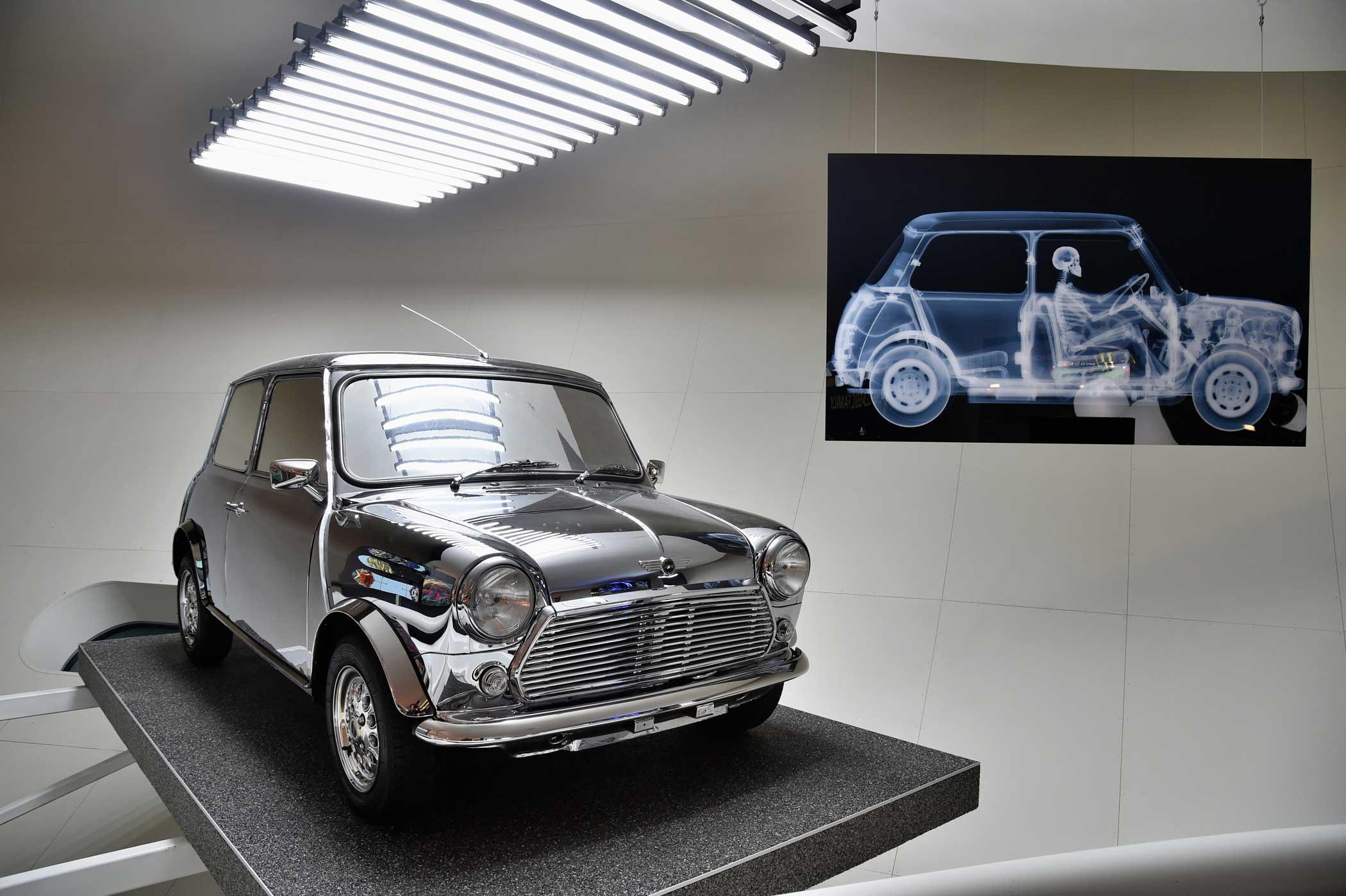 David Bowie's Mirror MINI
