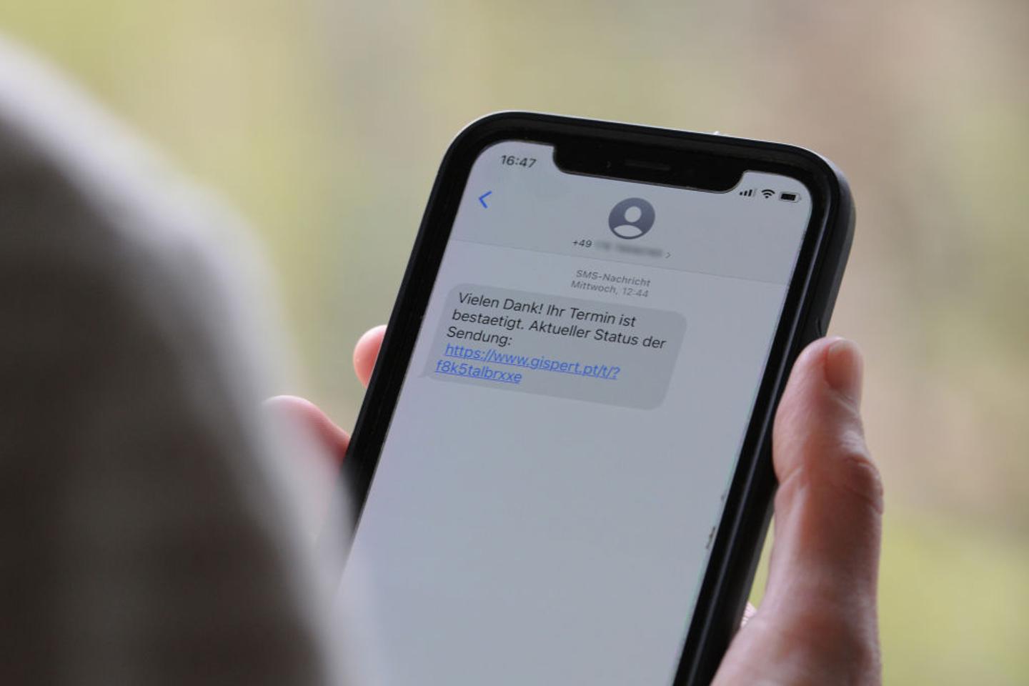 Beware of Fake USPS Text Messages