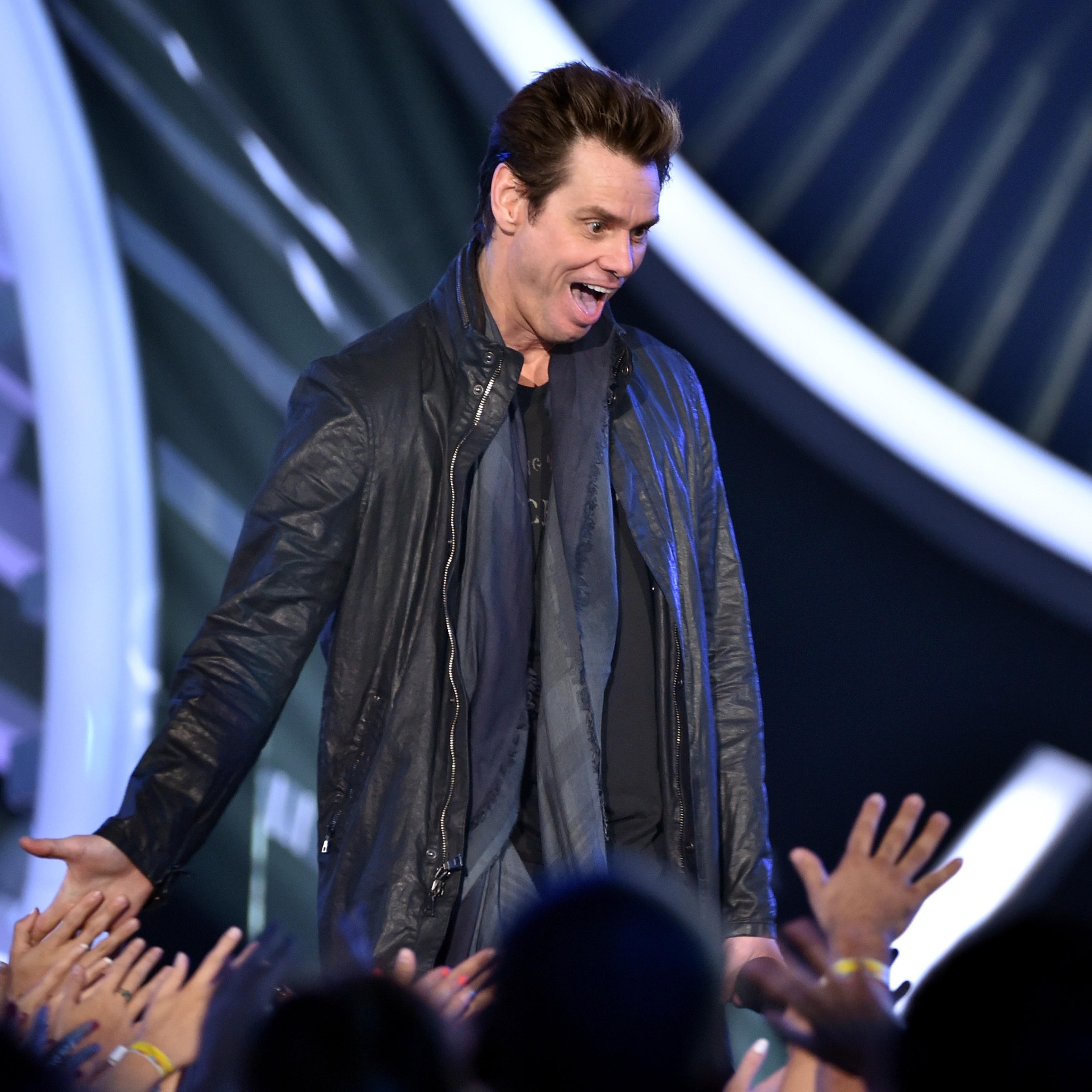 2014 MTV Video Music Awards - Roaming Show