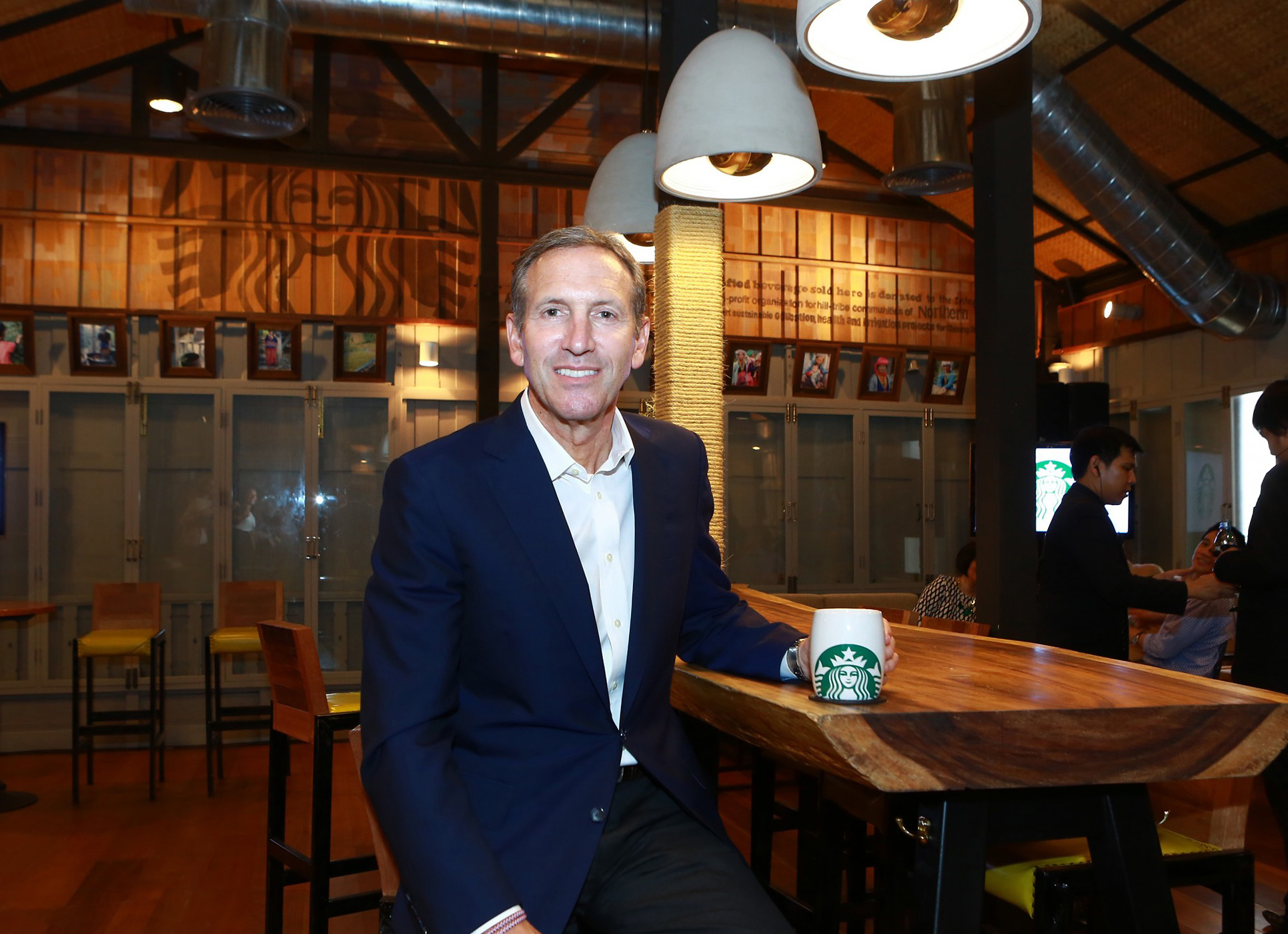 Starbucks CEO Howard Schultz