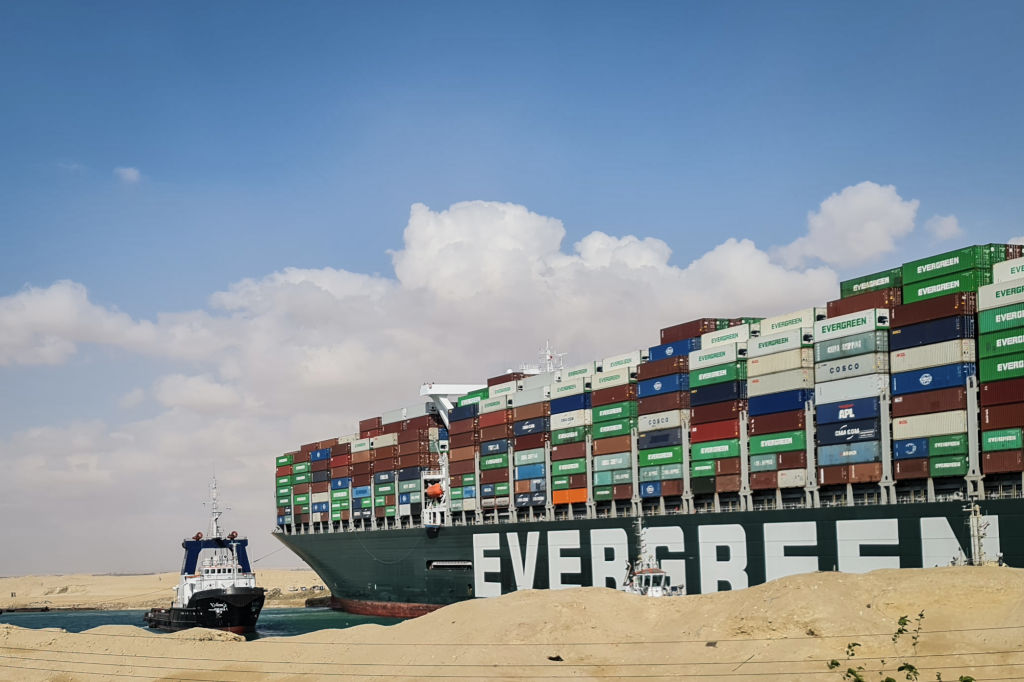 EVER-GIVEN-SUEZ-CANAL