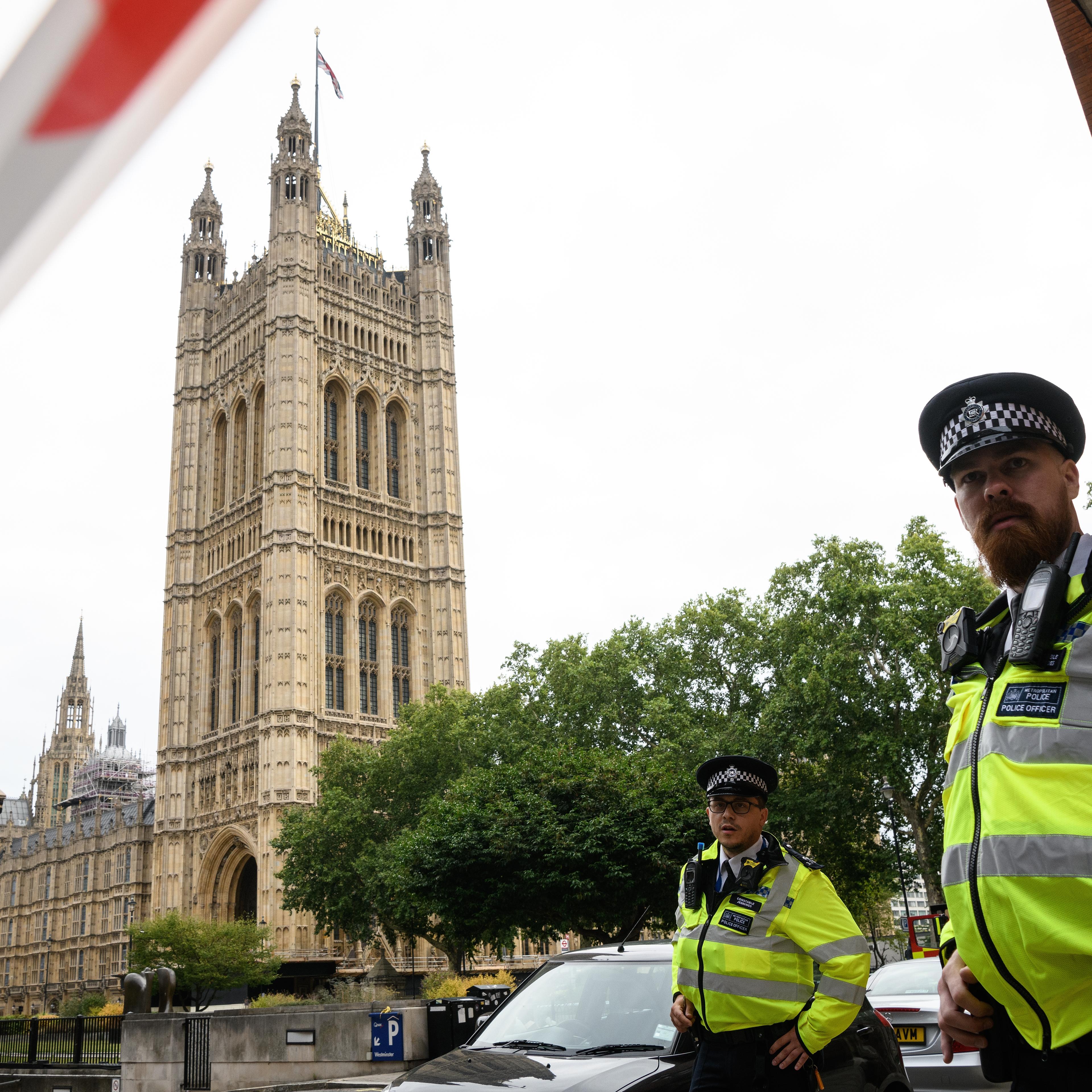 Pedestrians Injured As Car Crashes Into Security Barriers At Westminster
