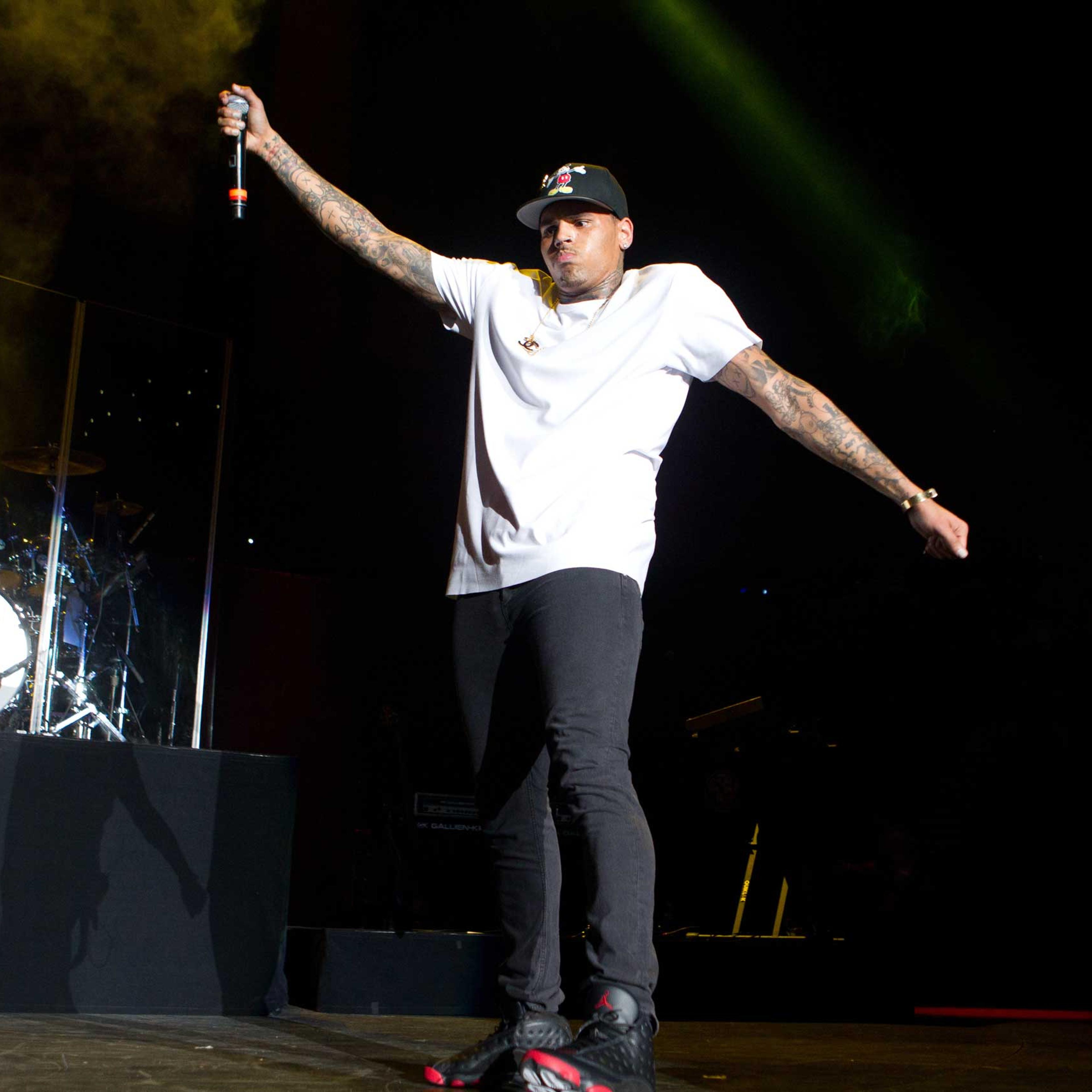 Chris Brown performs in Inglewood, Calif., Dec. 2014.