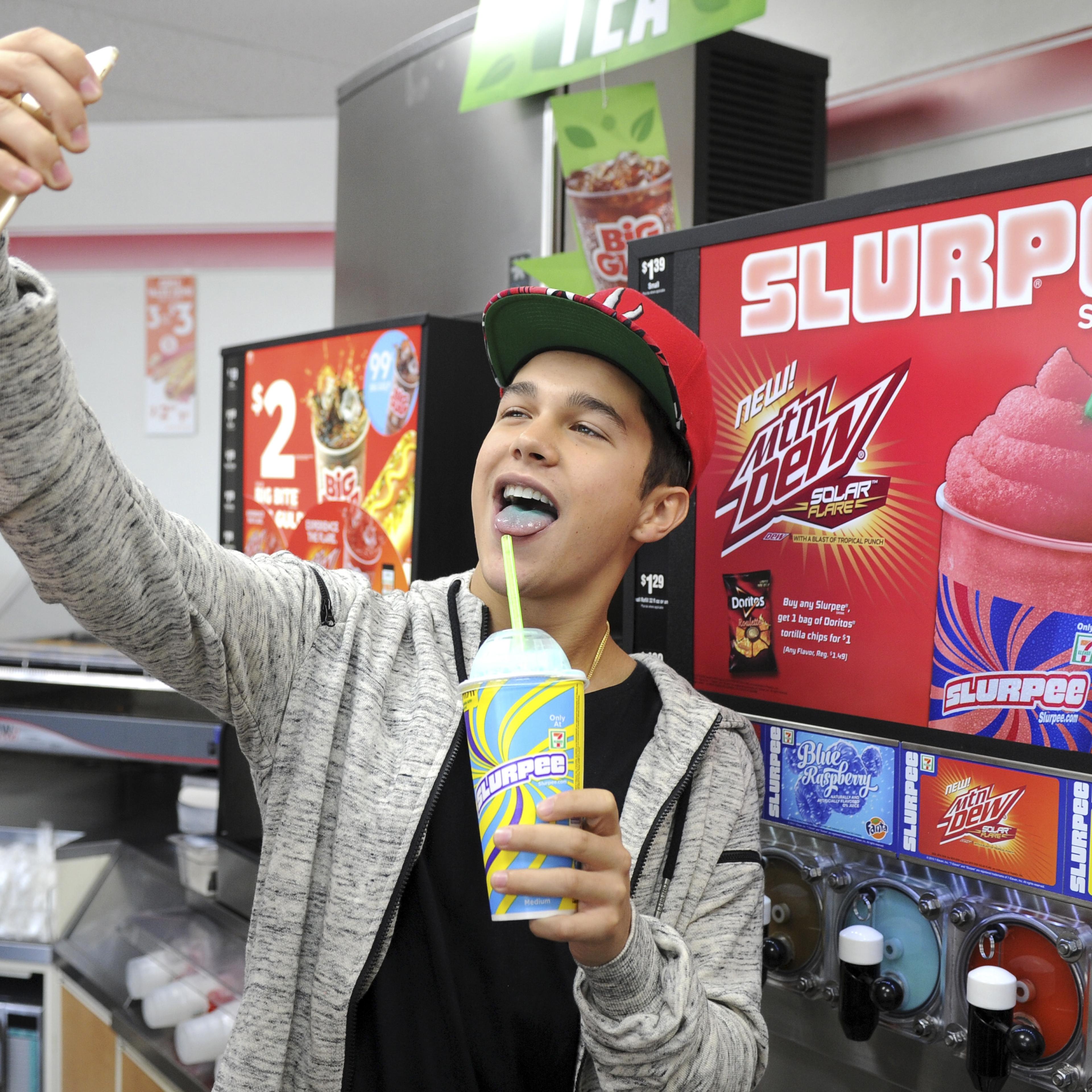 7-Eleven Kicks Off Slurpee All Access Chill With Austin Mahone