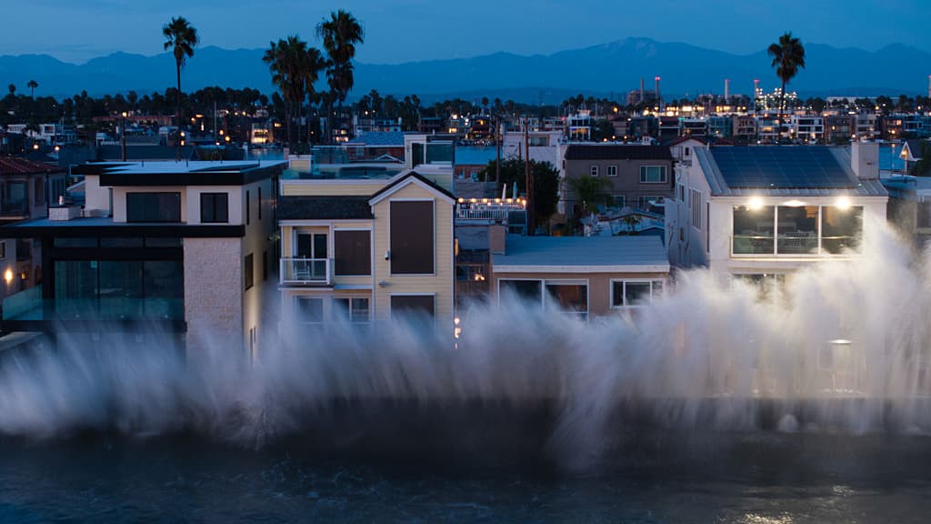 Kelvin Waves from El Niño Expected to Impact California's Coast