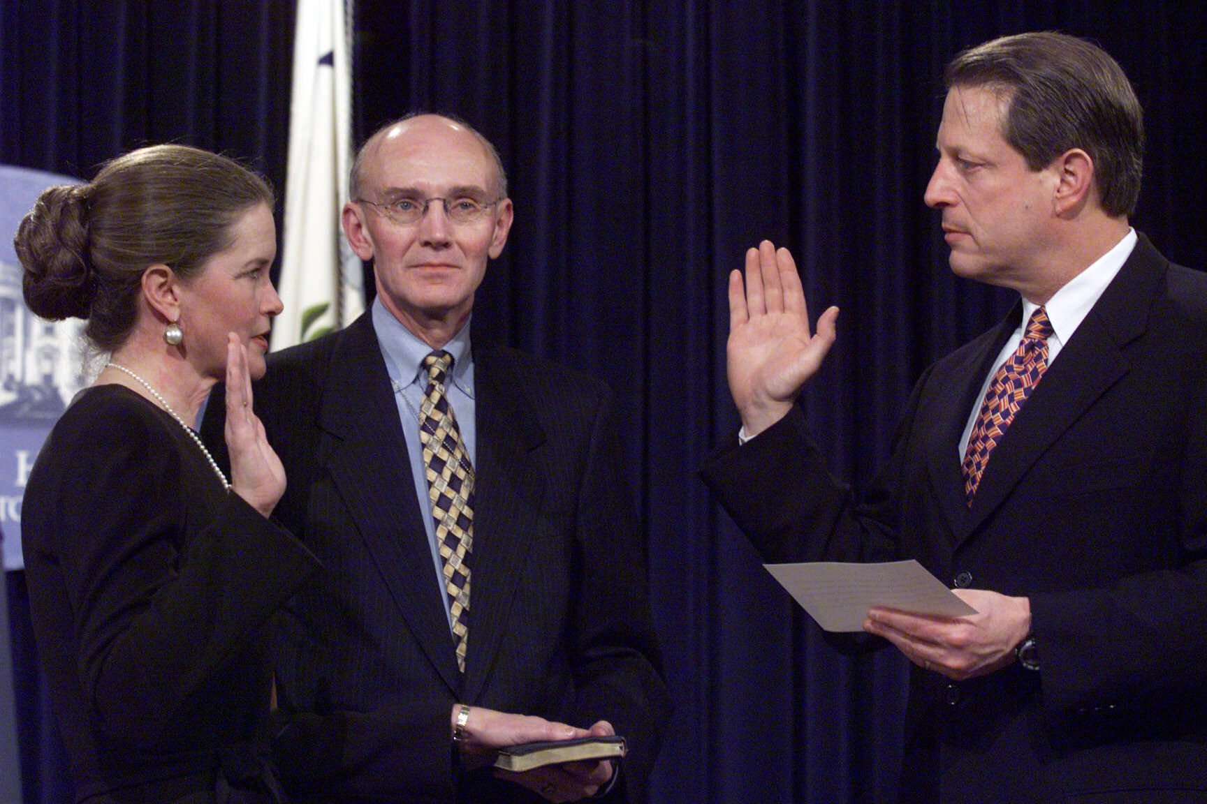 the oath of office of Commissioner of the Food and Drug Administration to Dr. Jane Henney