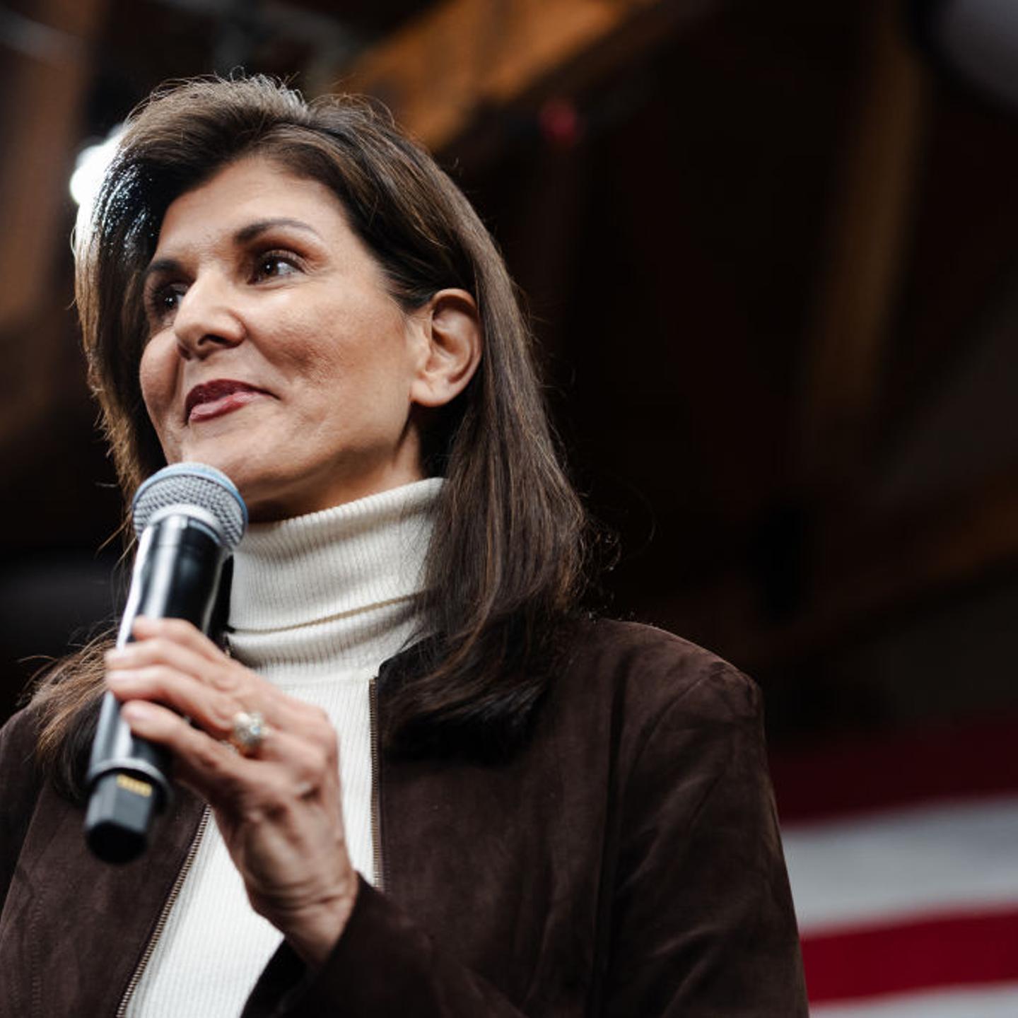 Republican Presidential Candidate Nikki Haley Receives Endorsement From New Hampshire Gov. Chris Sununu In Manchester
