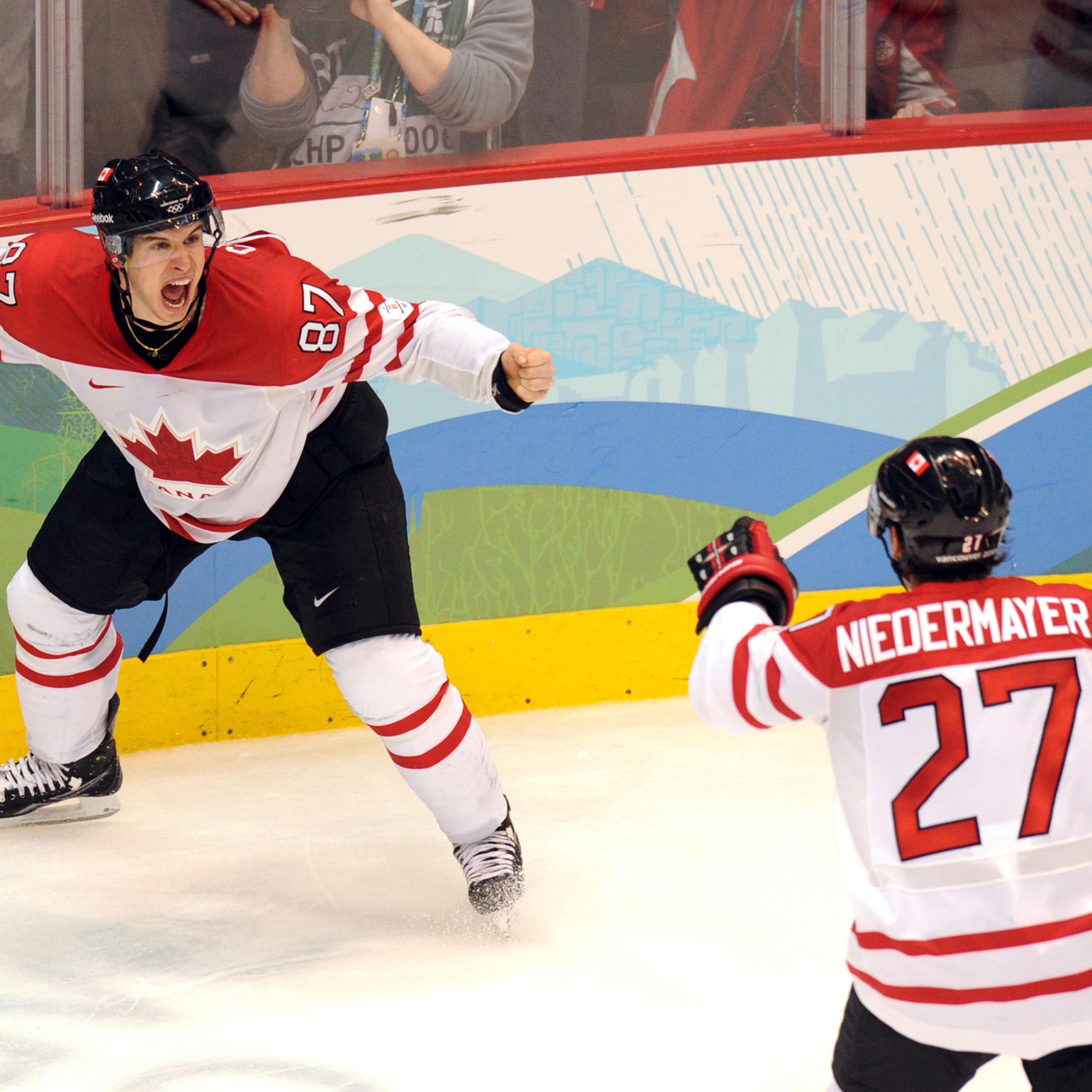 Canadian forward Sidney Crosby (87) and