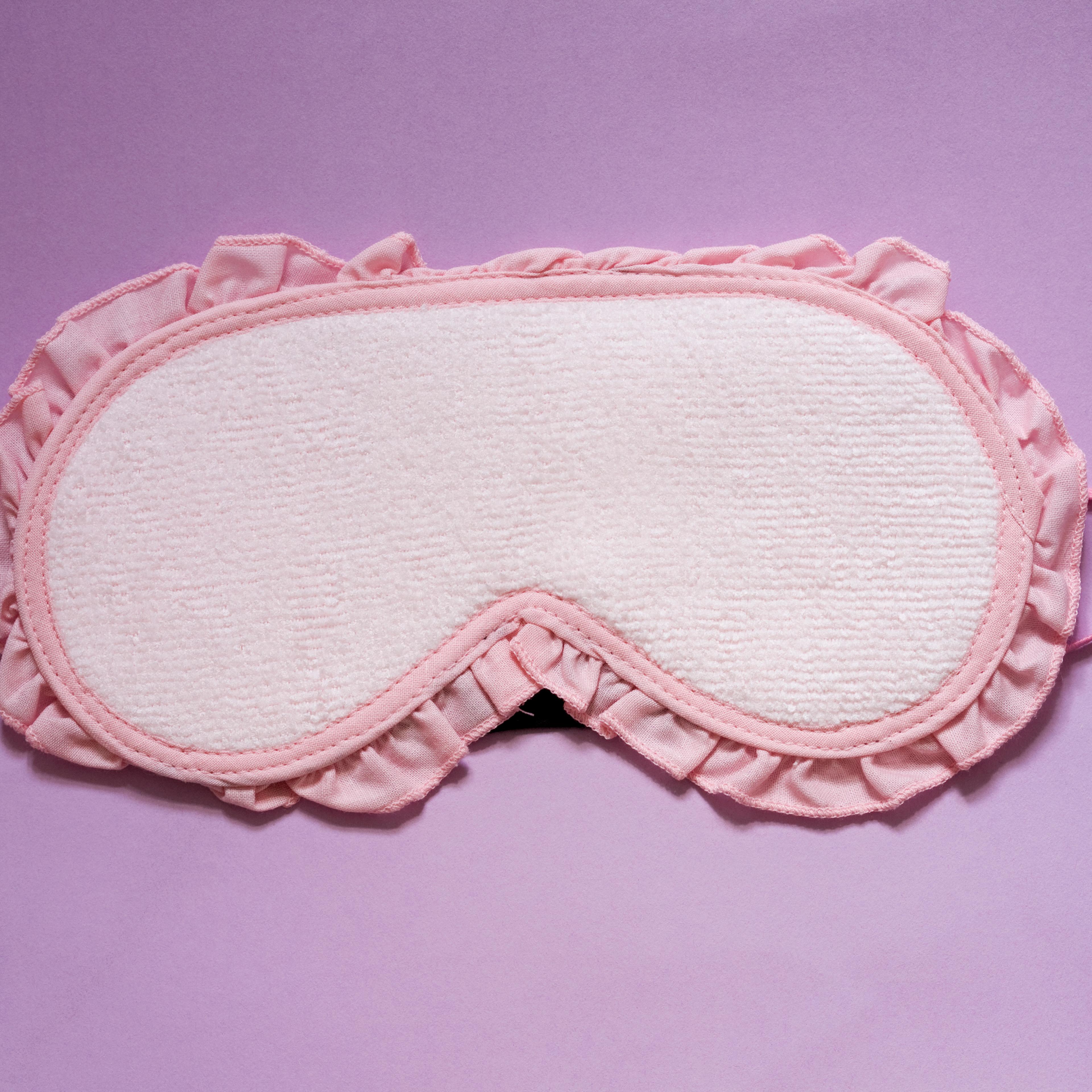 An eye mask