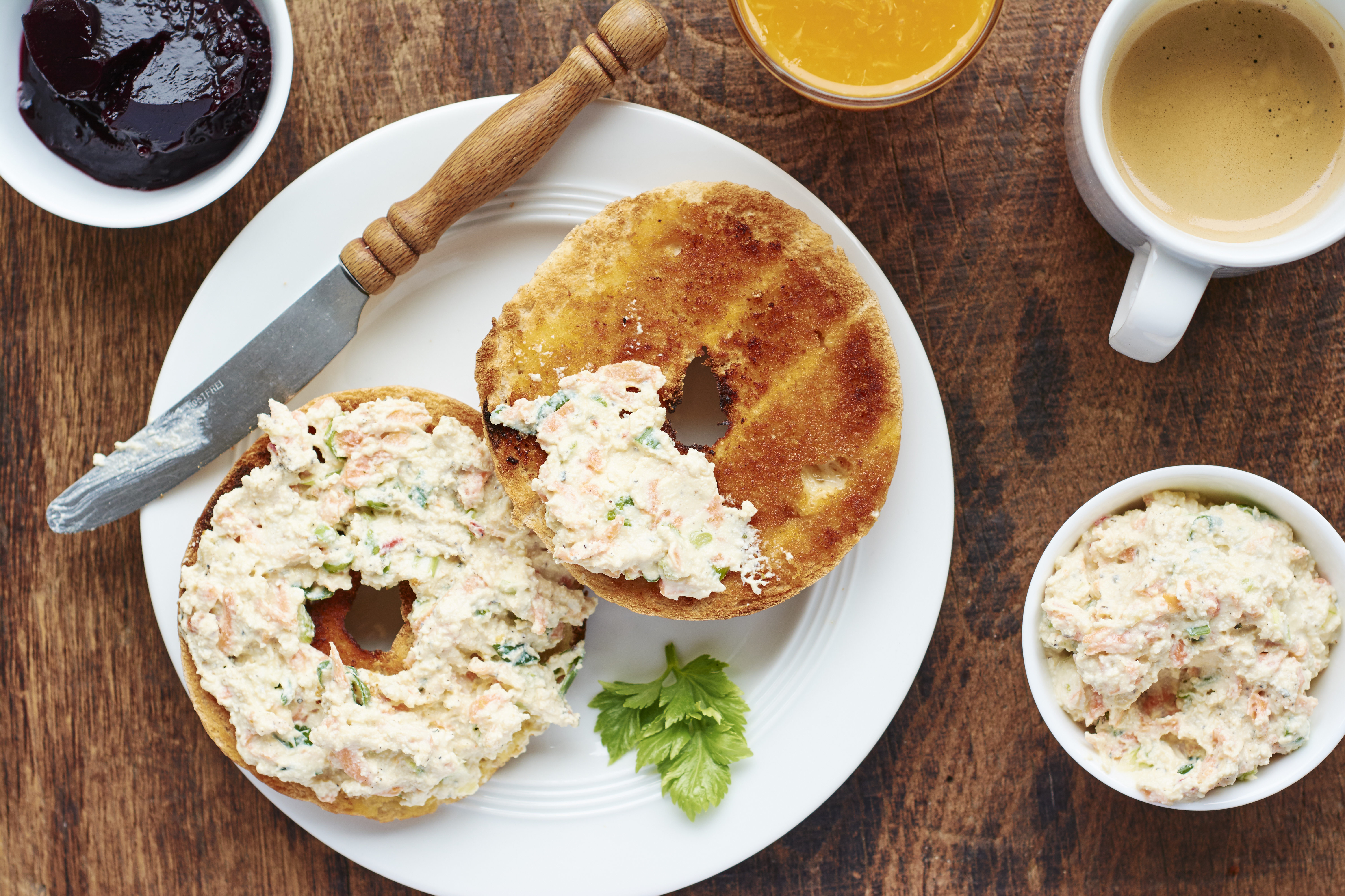breakfast-bagel-spread