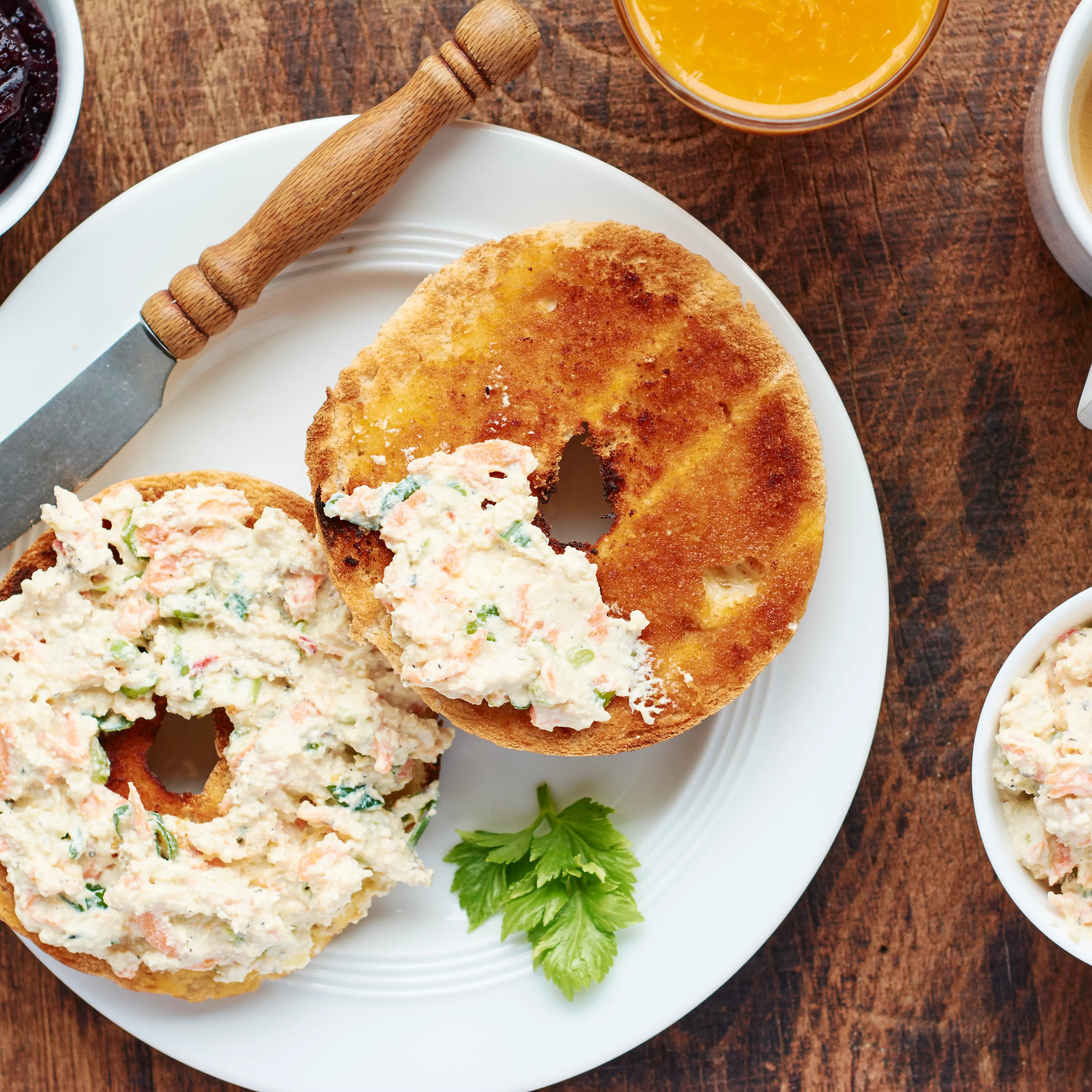 breakfast-bagel-spread