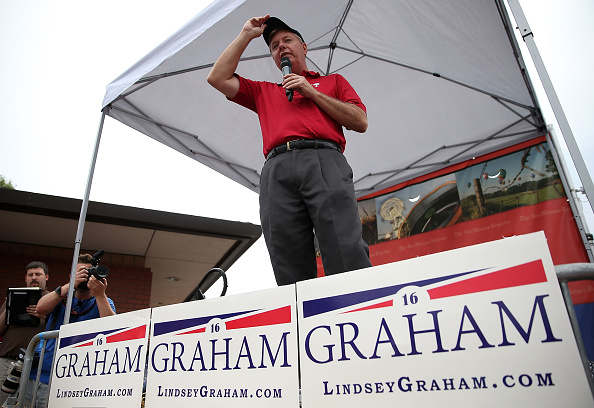 Republican presidential candidate and U.S. Sen. Lindsey Graham (R-SC) speaks to fairgoers during the Iowa State Fair on August 17, 2015 in Des Moines, Iowa.