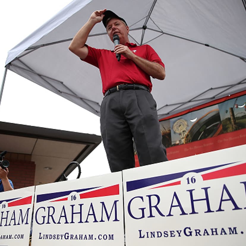 Republican presidential candidate and U.S. Sen. Lindsey Graham (R-SC) speaks to fairgoers during the Iowa State Fair on August 17, 2015 in Des Moines, Iowa.