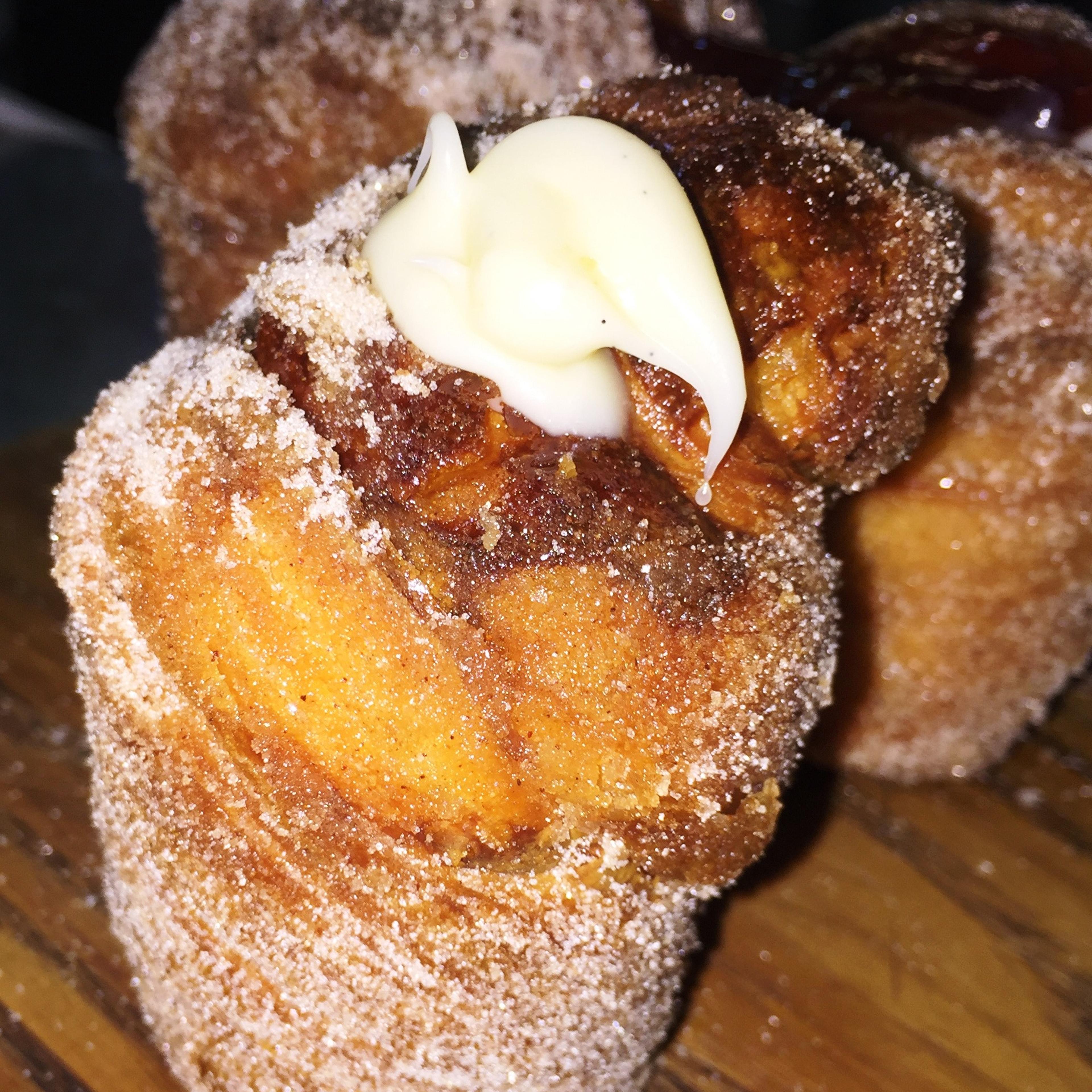 Cruffin Foxcroft & Ginger