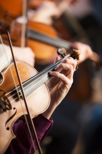 violins-performing