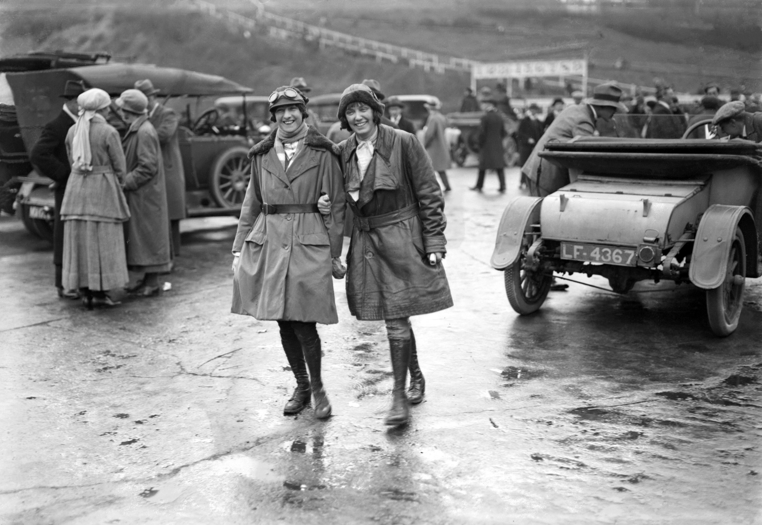 Downton Abbey Backstory: Real Photos of 1920s Auto Racing