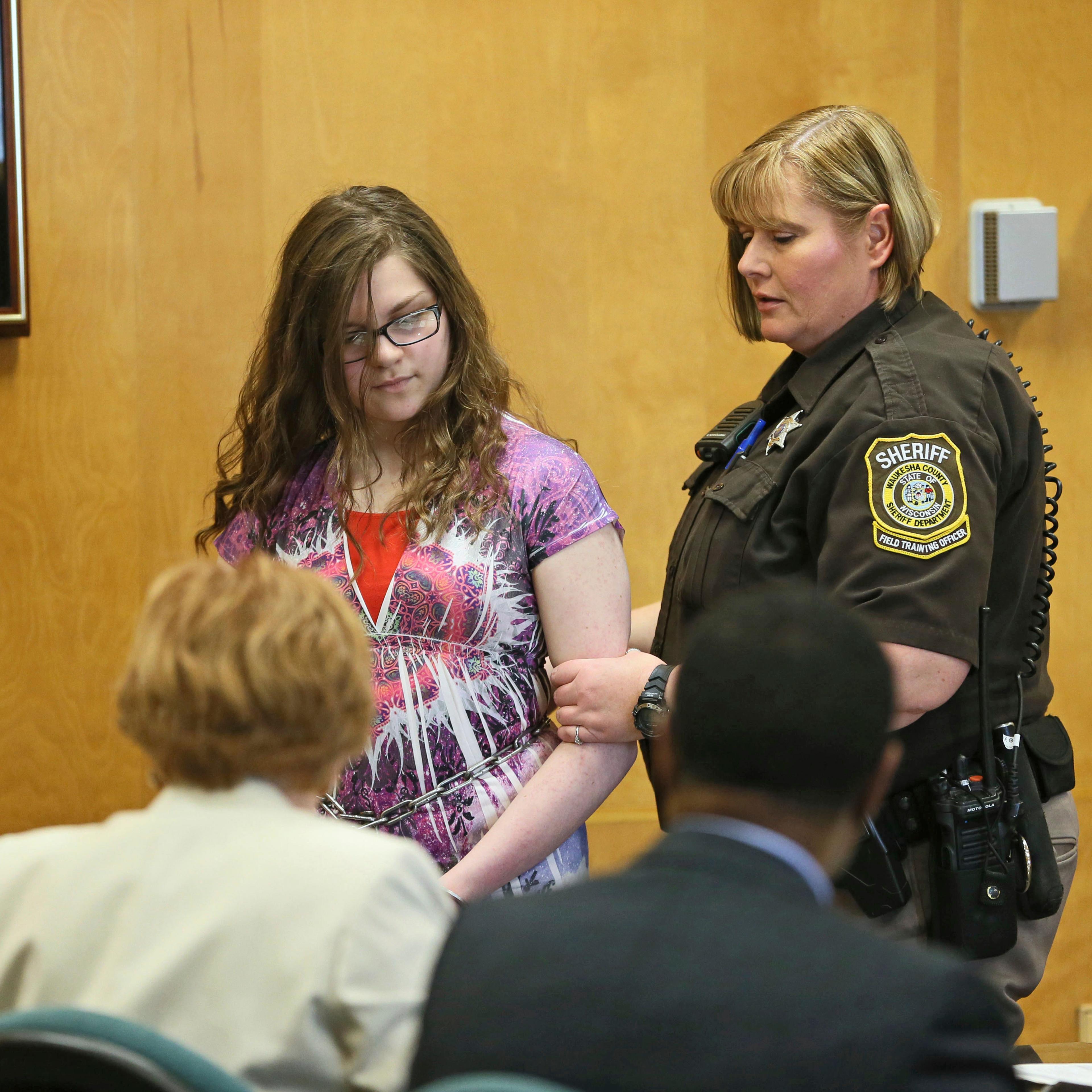 Girls Stabbing Plot
