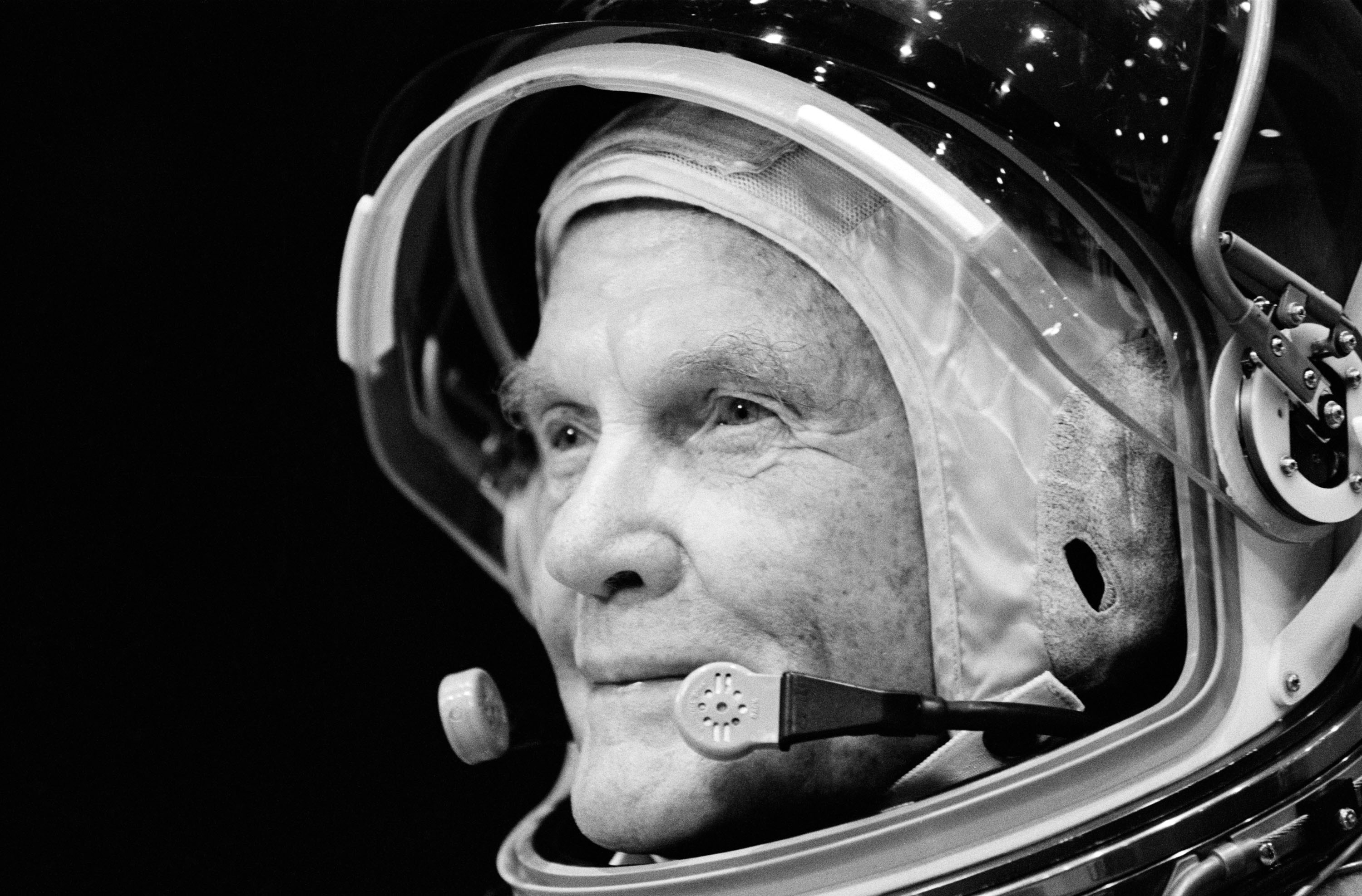 John Glenn at Johnson Space Center