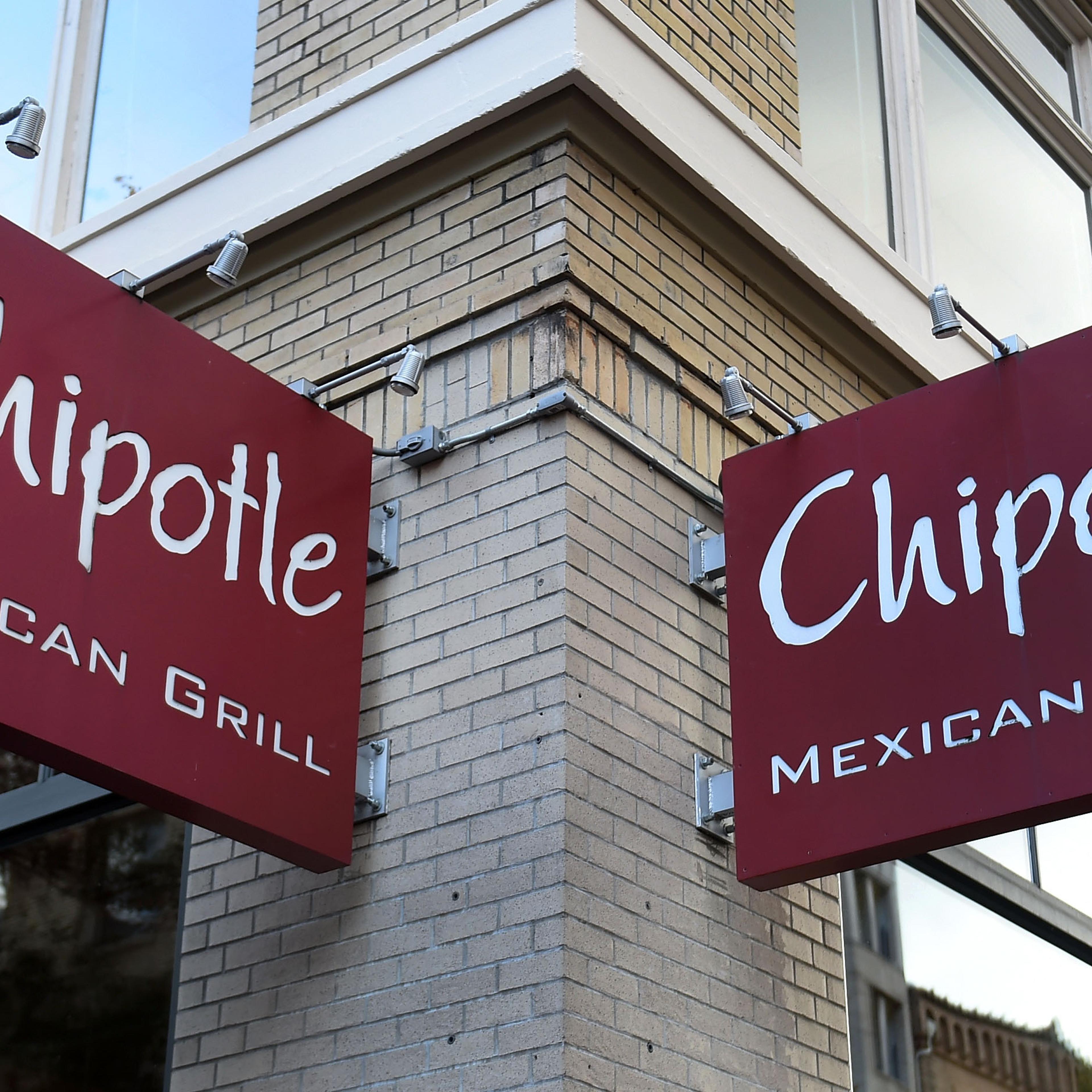 Chipotle Closes Over 40 Restaurants In Portland Area Over E. Coli Outbreak