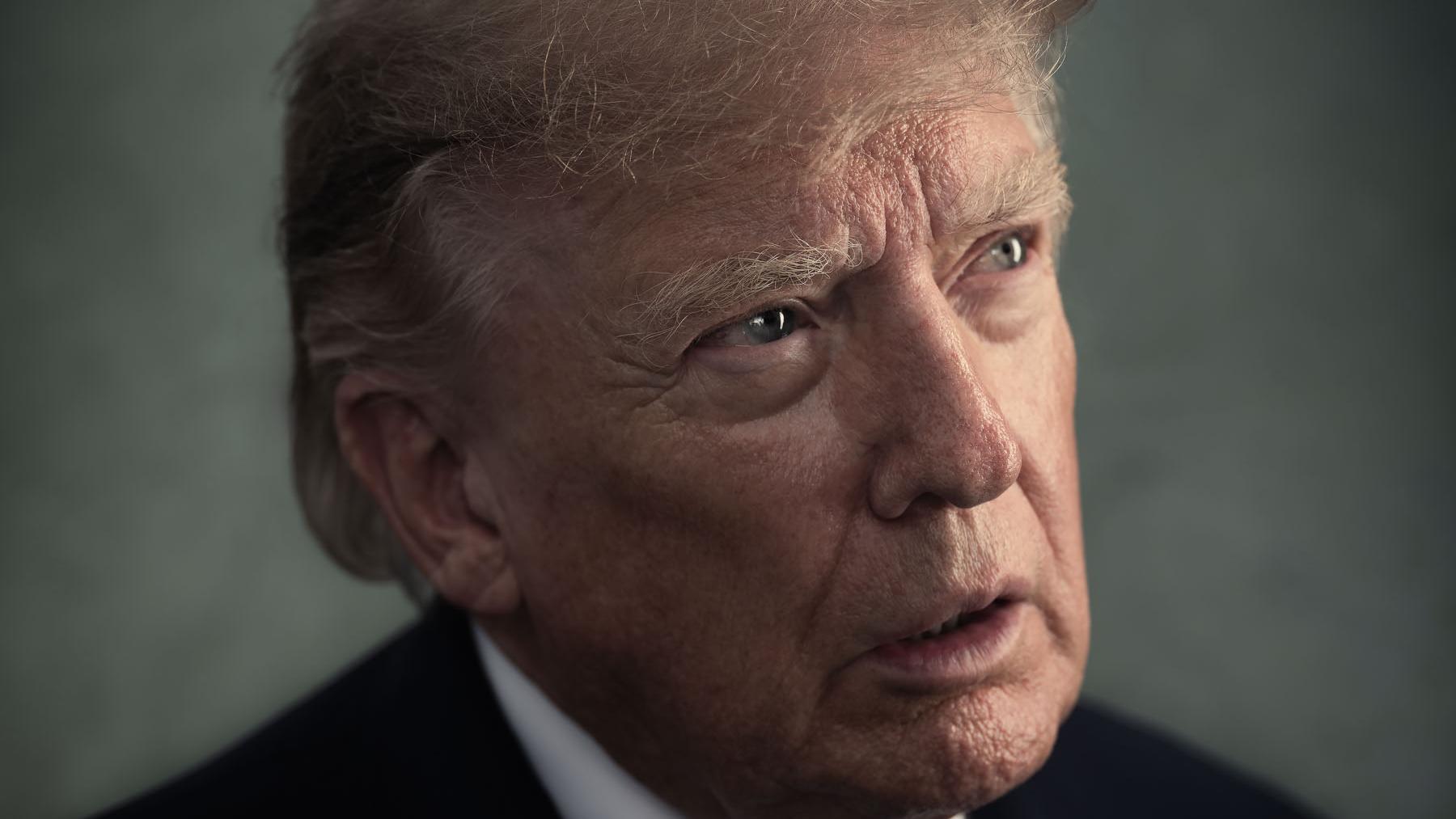 Trump Confirms Major White House AI Meeting, Warns Regulation Will Destroy Tech Firms
