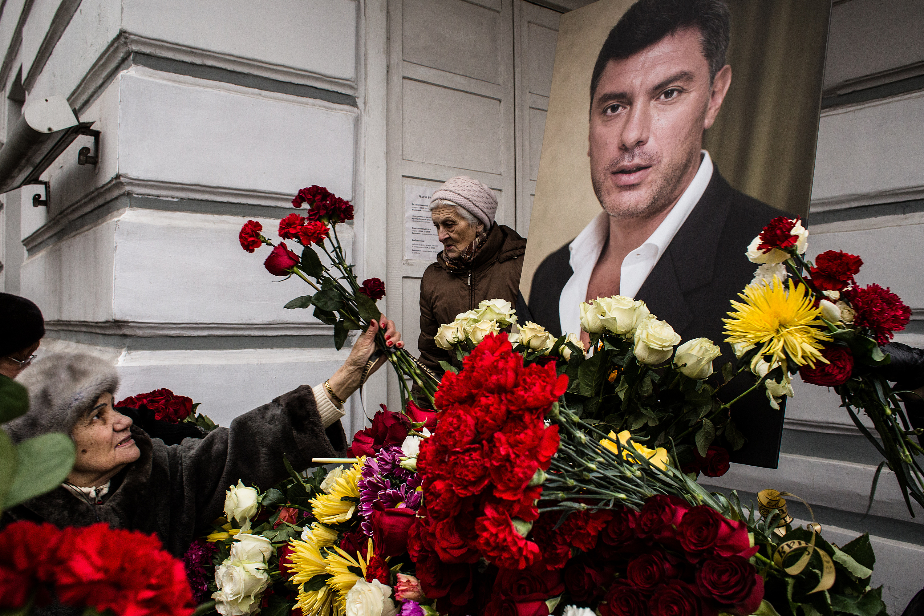 Mourners Attend Funeral Of Murdered Politician Boris Nemtsov