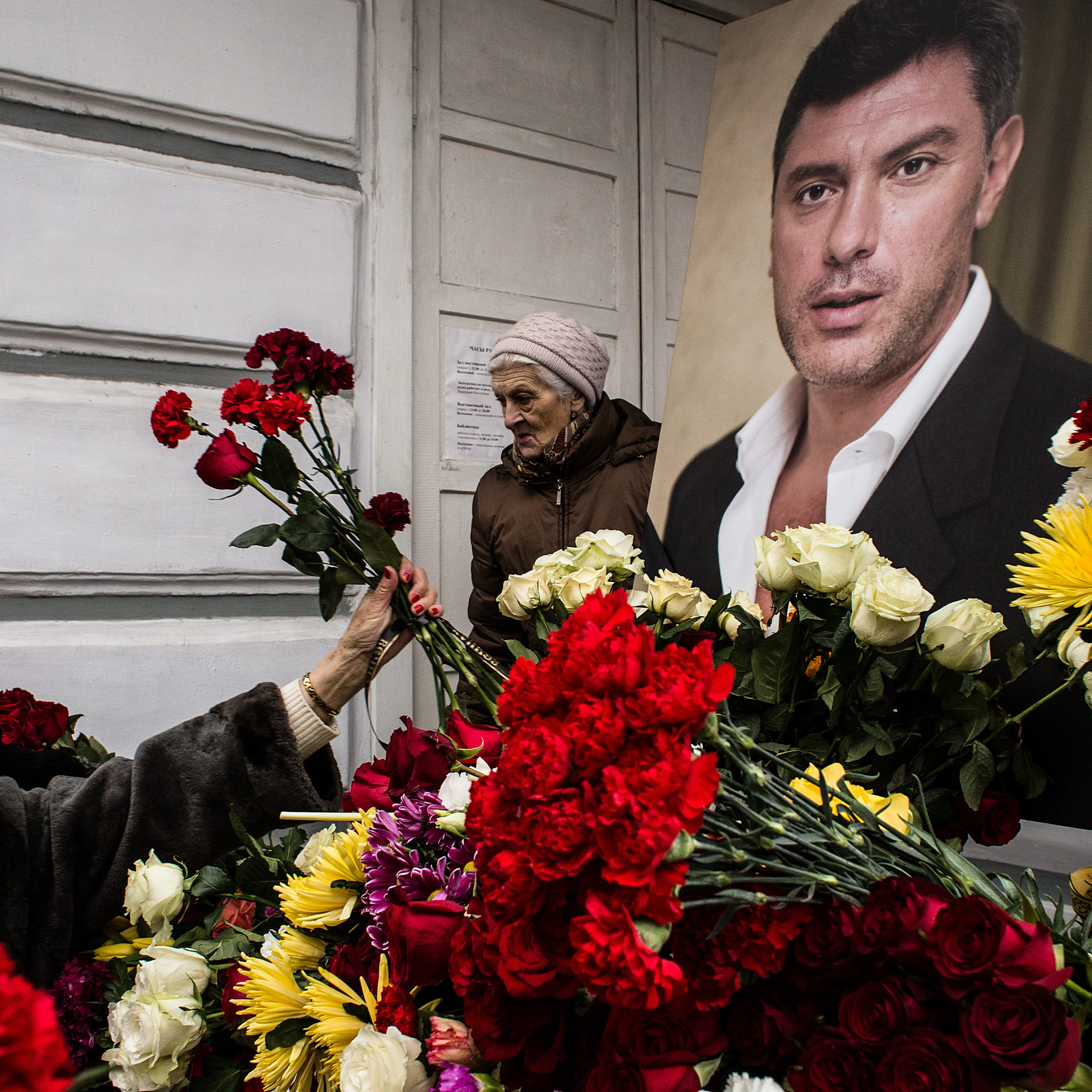 Mourners Attend Funeral Of Murdered Politician Boris Nemtsov
