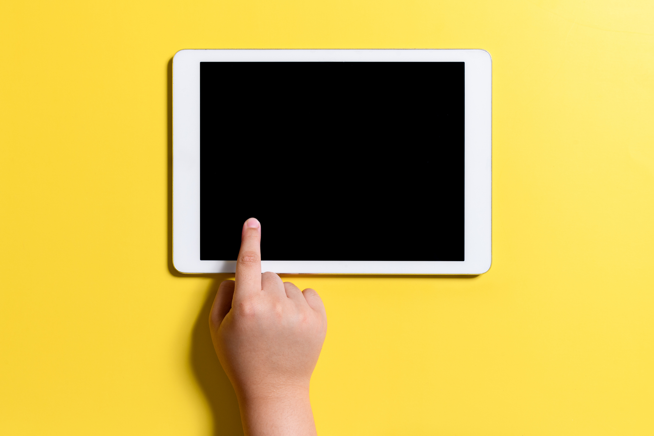 The Scientific Case for Reading on Paper, Not Screens The Scientific Case for Reading on Paper, Not Screens