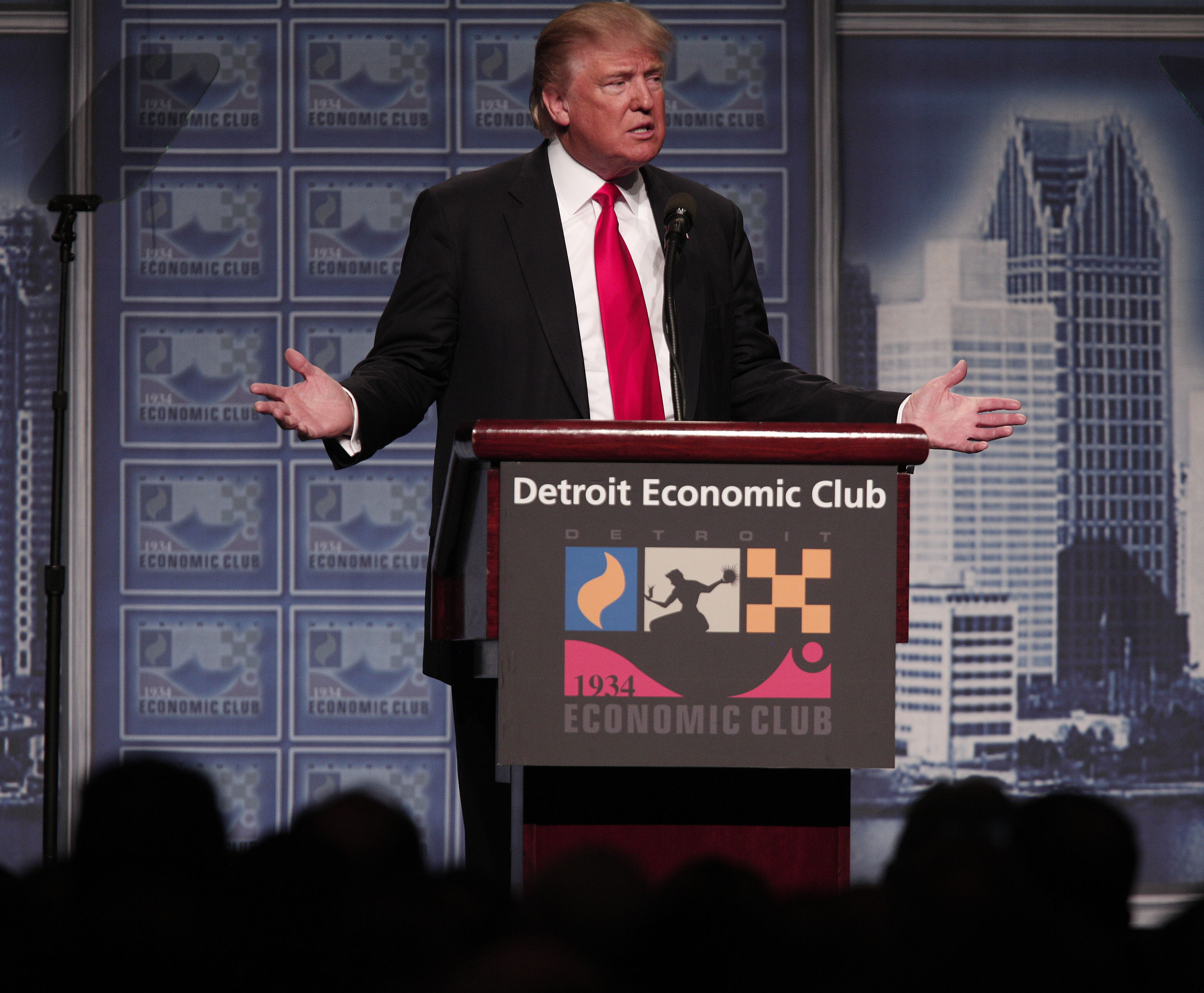 Republican presidential candidate Donald Trump delivers an economic policy address detailing his economic plan at the Detroit Economic Club in Detroit on Aug. 8, 2016.