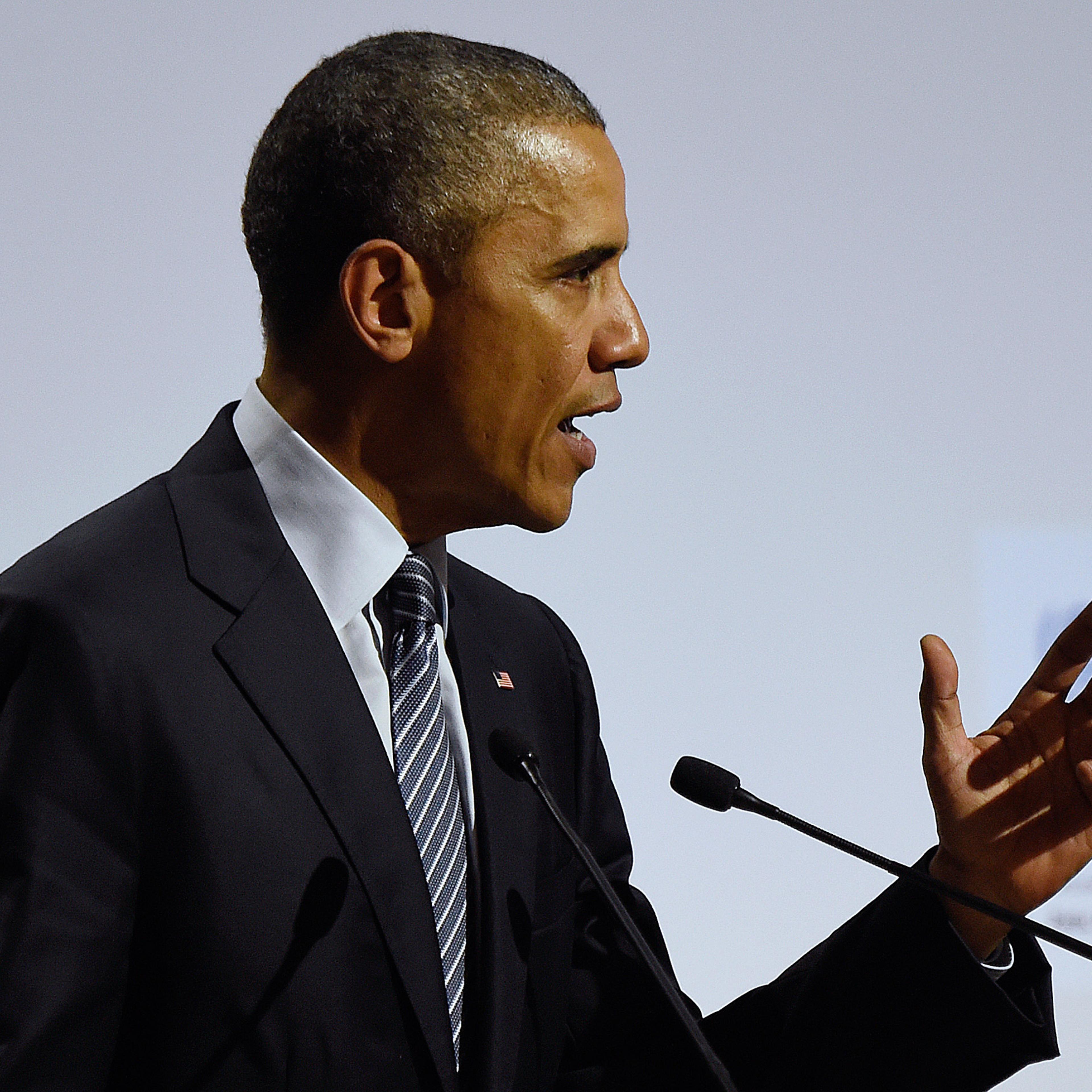 U.S. President Barack Obama delivers a speech at the COP21, United Nations Climate Change Conference, in Le Bourget, outside Paris, Monday, Nov. 30, 2015. (Eric Feferberg/Pool Photo via AP)