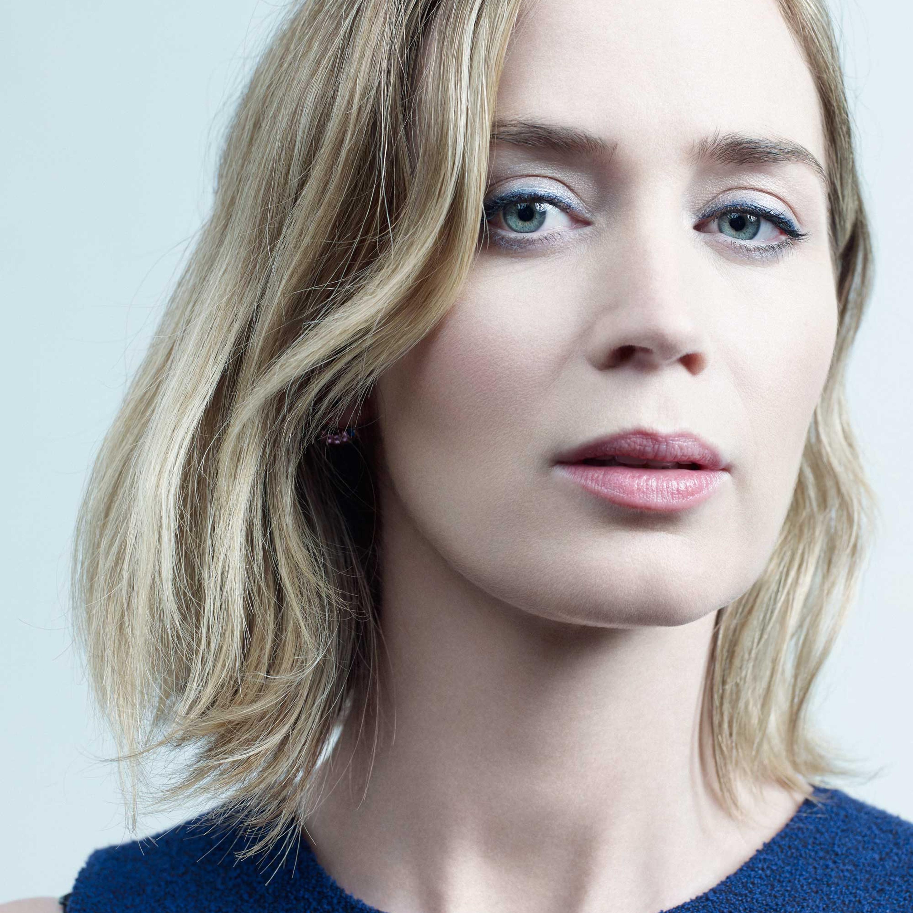emily-blunt-peter-hapak-the-girl-on-the-train