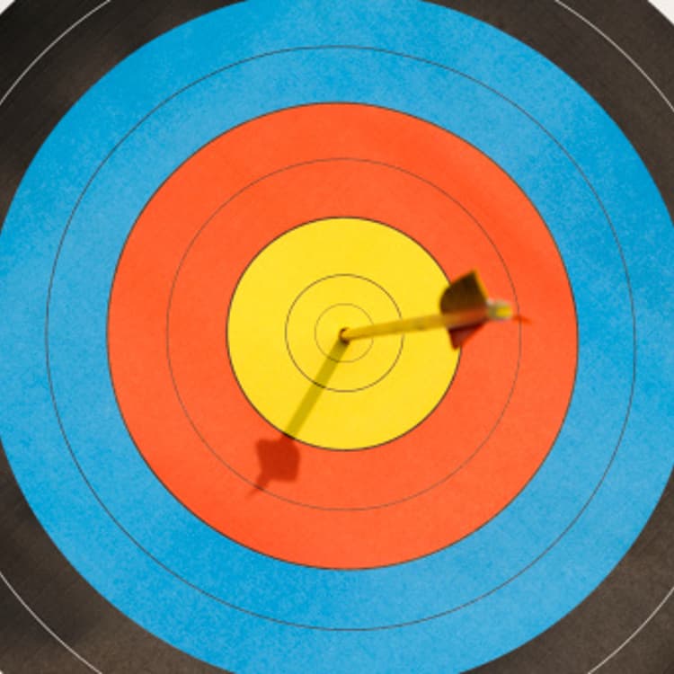 archery-arrow-bulls-eye