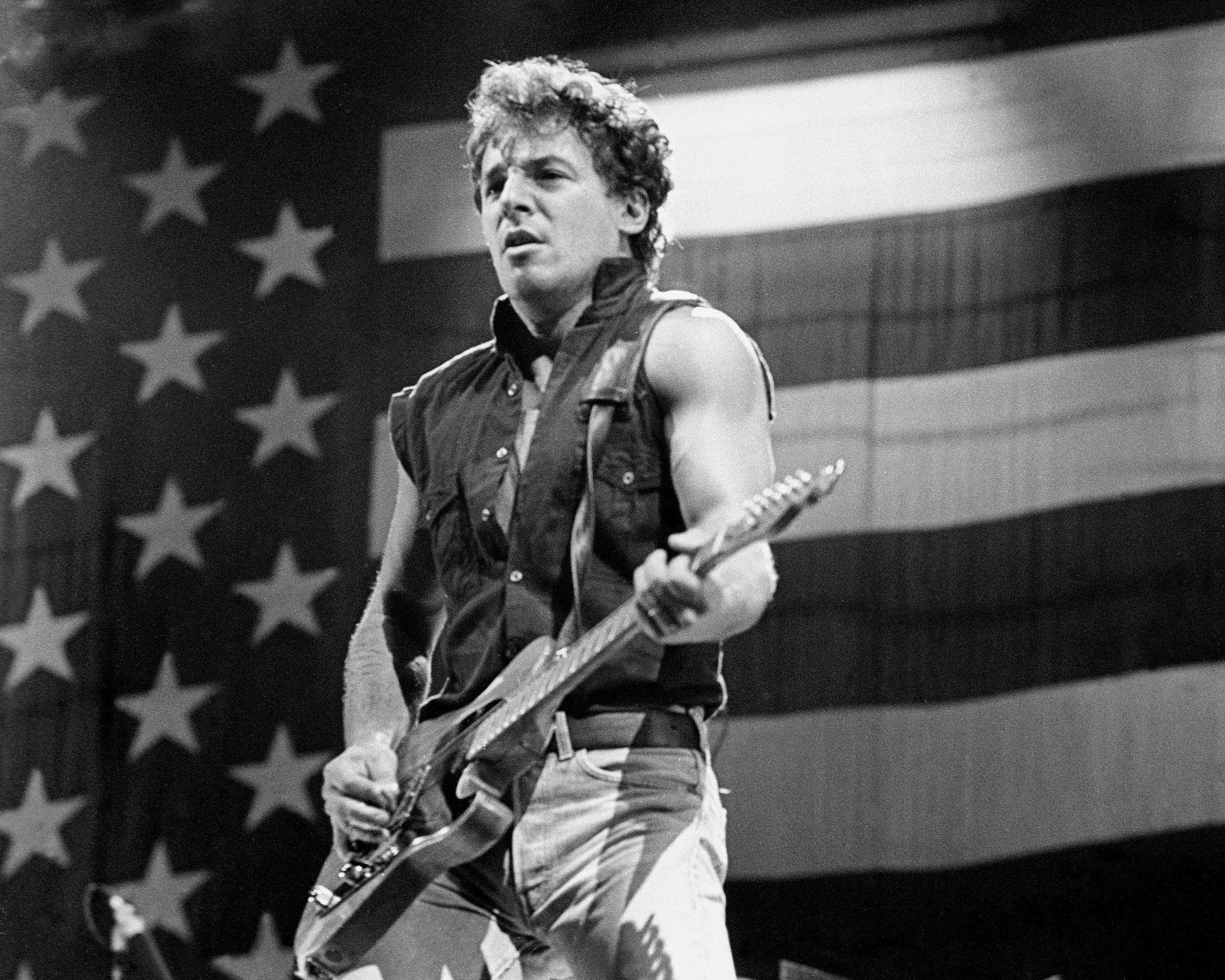 Bruce Springsteen Performs Live In Oakland