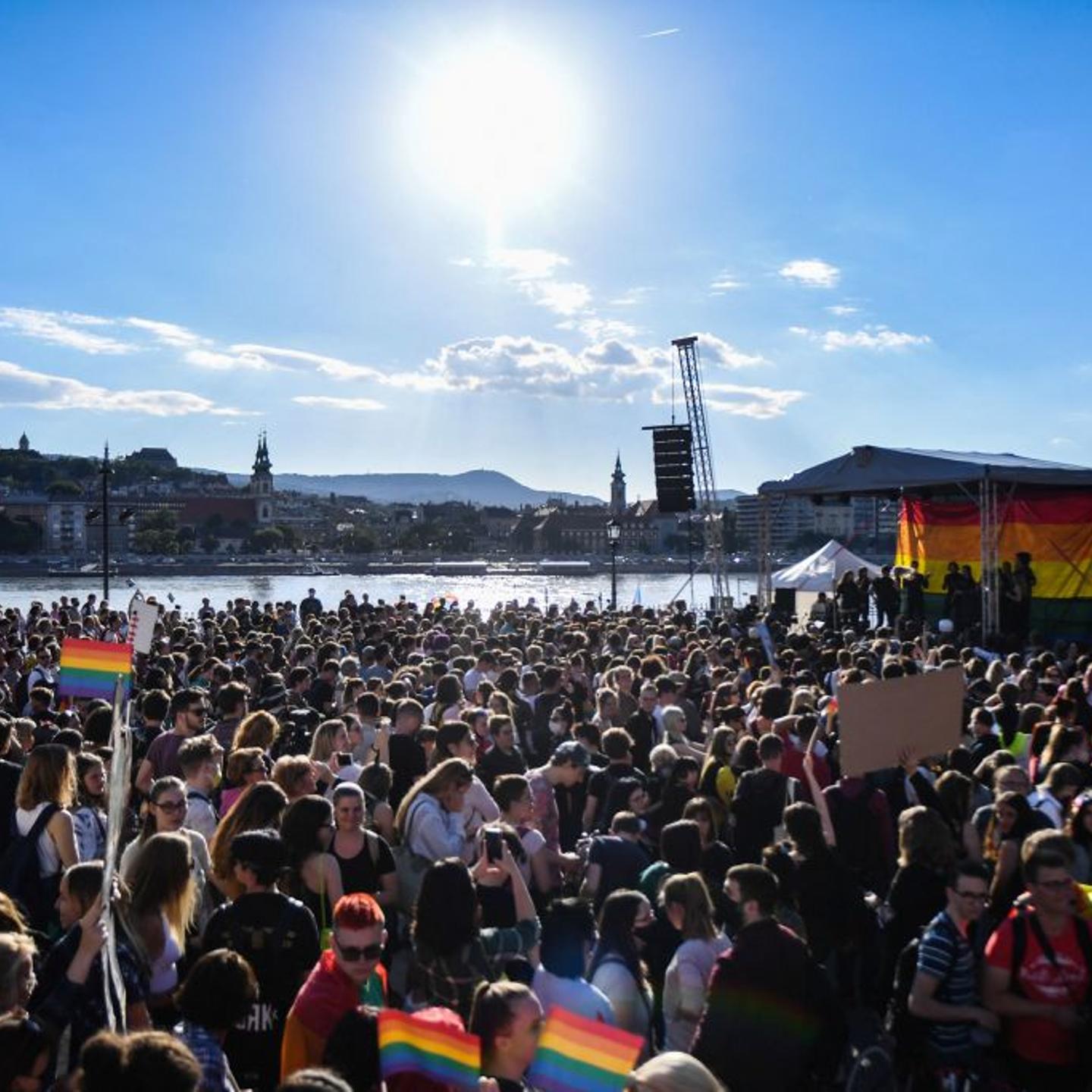HUNGARY-POLITICS-LGBT-RIGHTS-DEMO