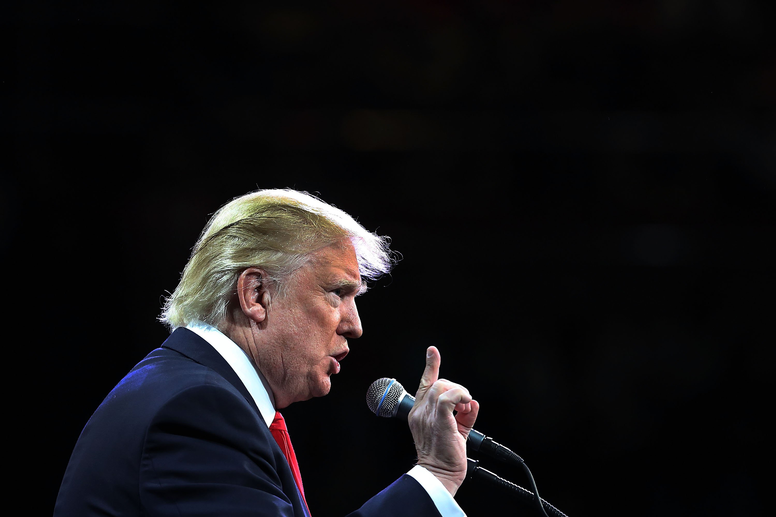 FRESNO, CA - MAY 27: Presumptive Republican presidential candidate Donald Trump speaks at a rally in Fresno on May 27, 2016 in Fresno, California. Trump is on a Western campaign trip which saw stops in North Dakota and Montana yesterday and two more in C