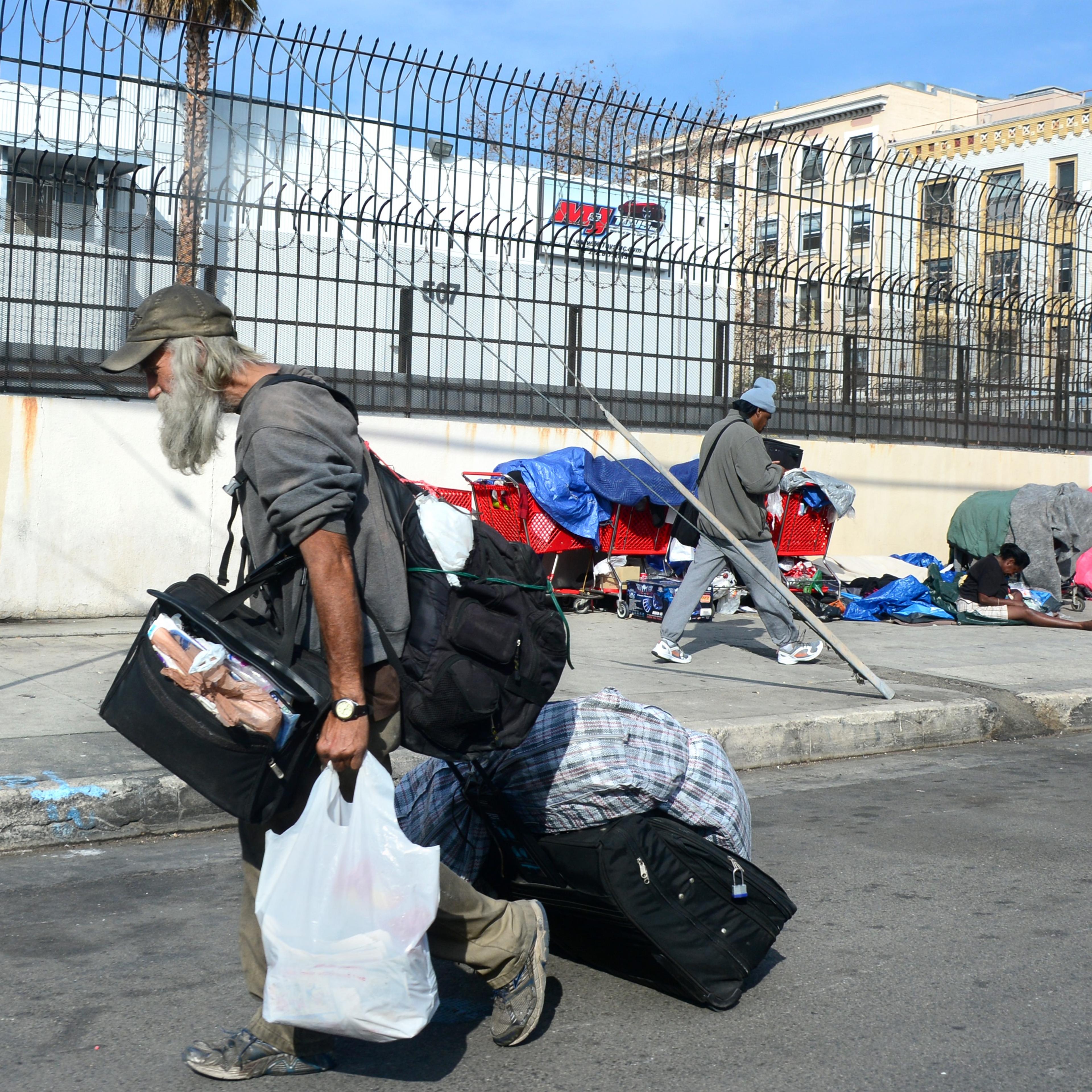 US-POLITICS-POVERTY-ECONOMY