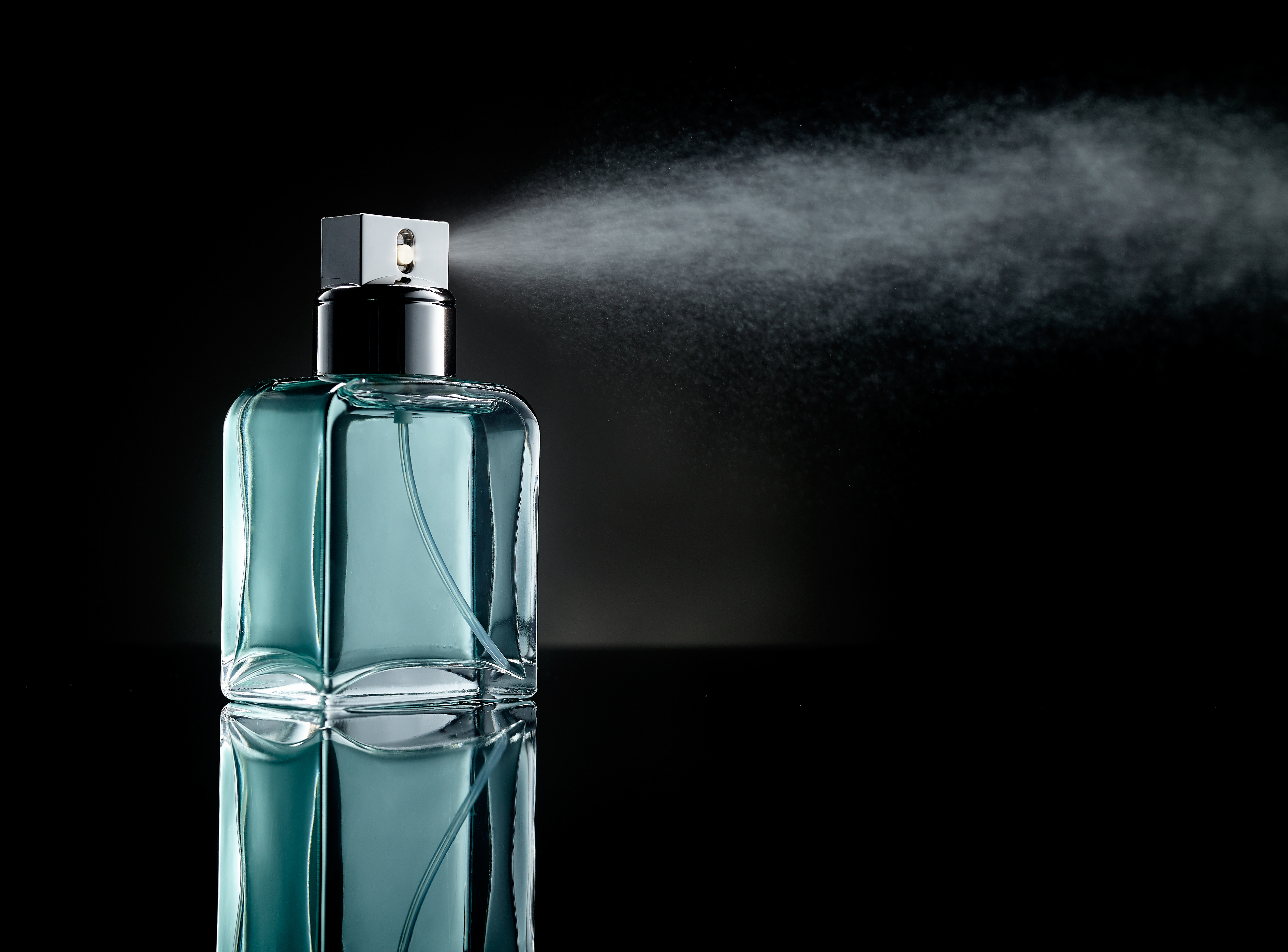 Green Perfume Spraying