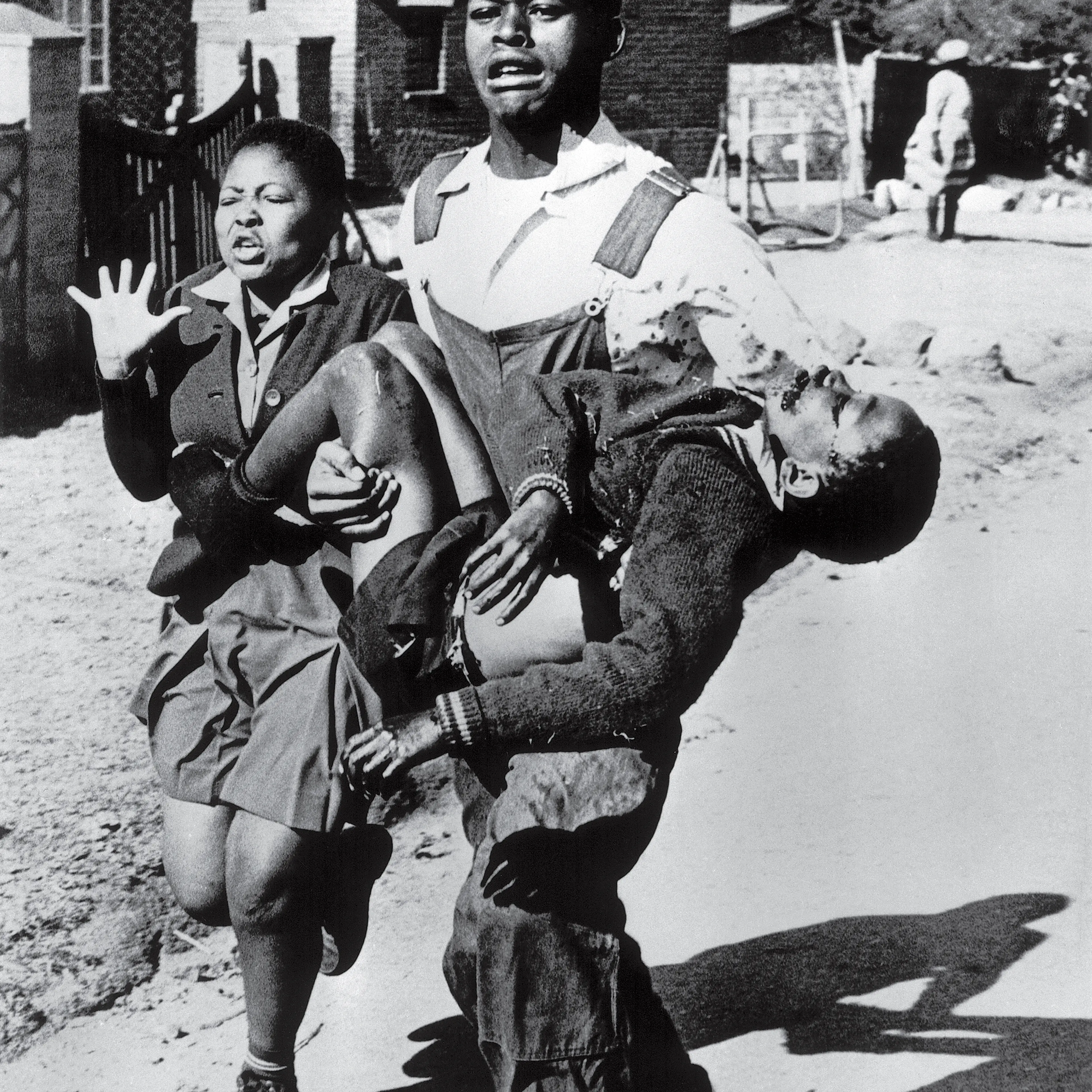hector-pieterson-soweto-uprising-apartheid-sam-nzima