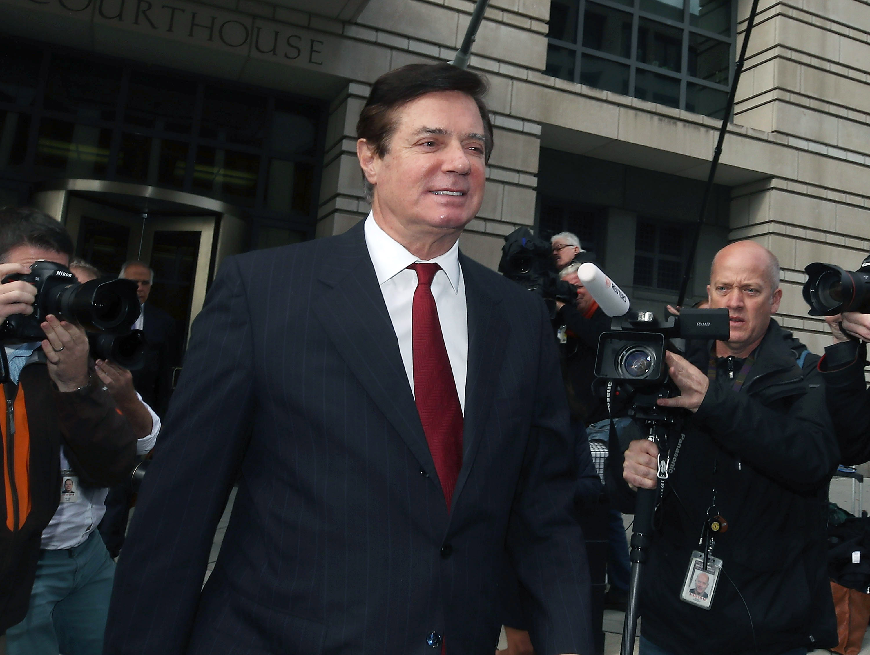 Bond Hearing Held For Former Trump Campaign Chairman Paul Manafort