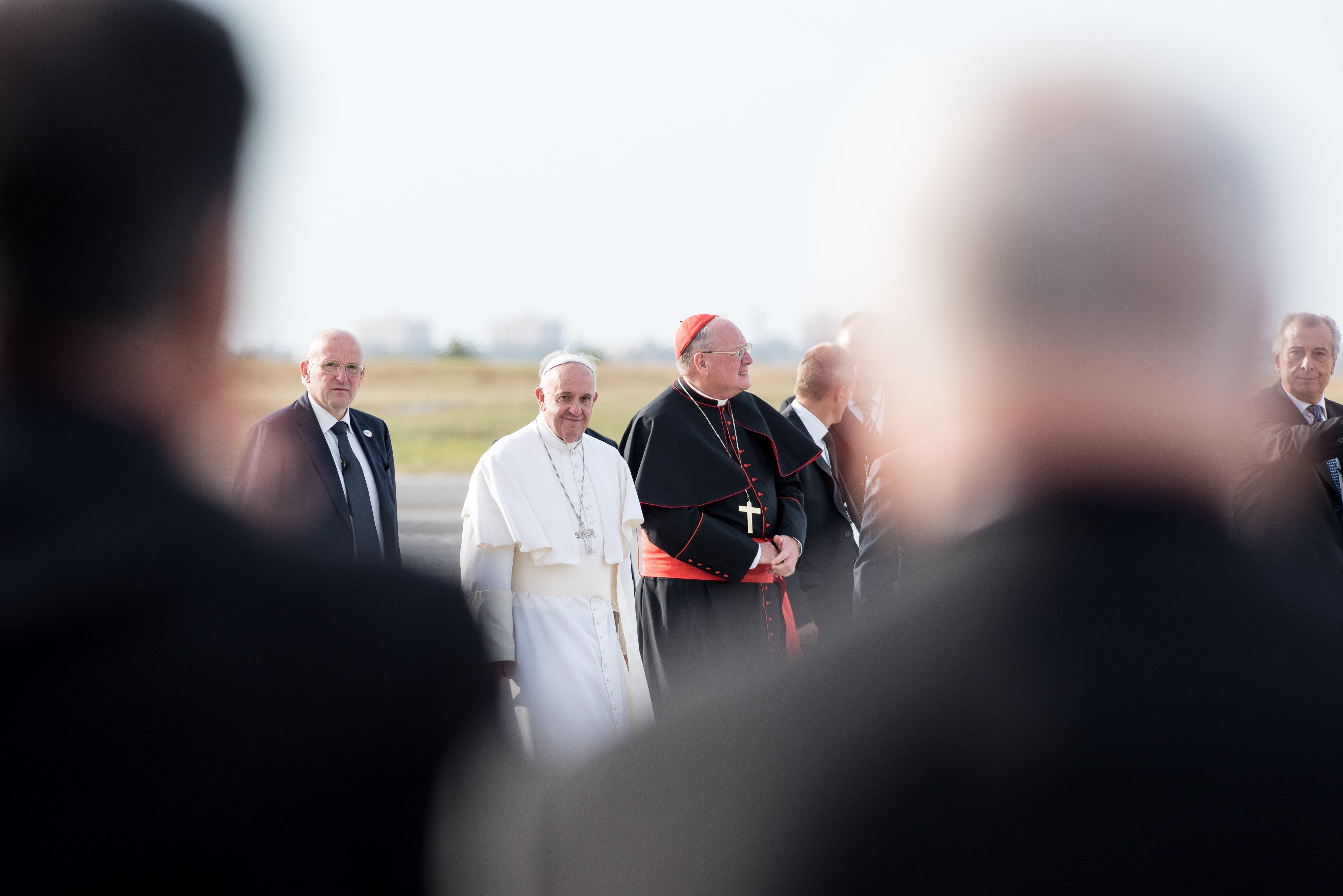 Pope Francis Departs New York En Route To Philadelphia