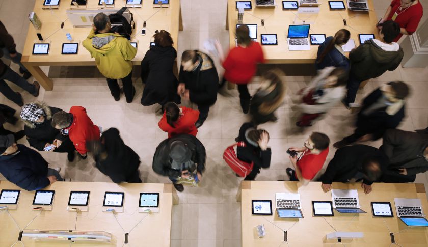 FRANCE-US-TECHNOLOGY-BUSINESS-RETAIL