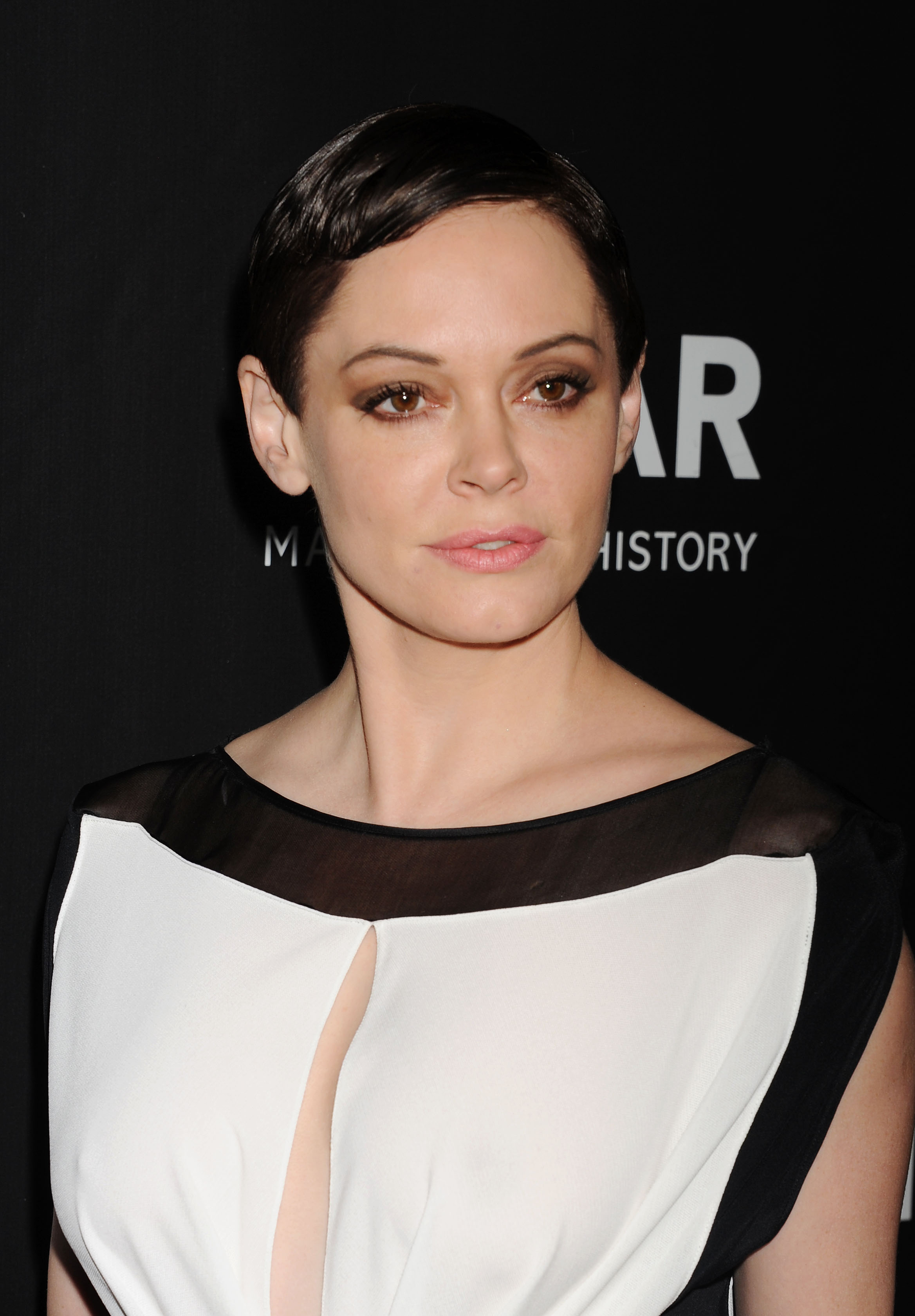amfAR LA Inspiration Gala Honoring Tom Ford Hosted By Gwyneth Paltrow