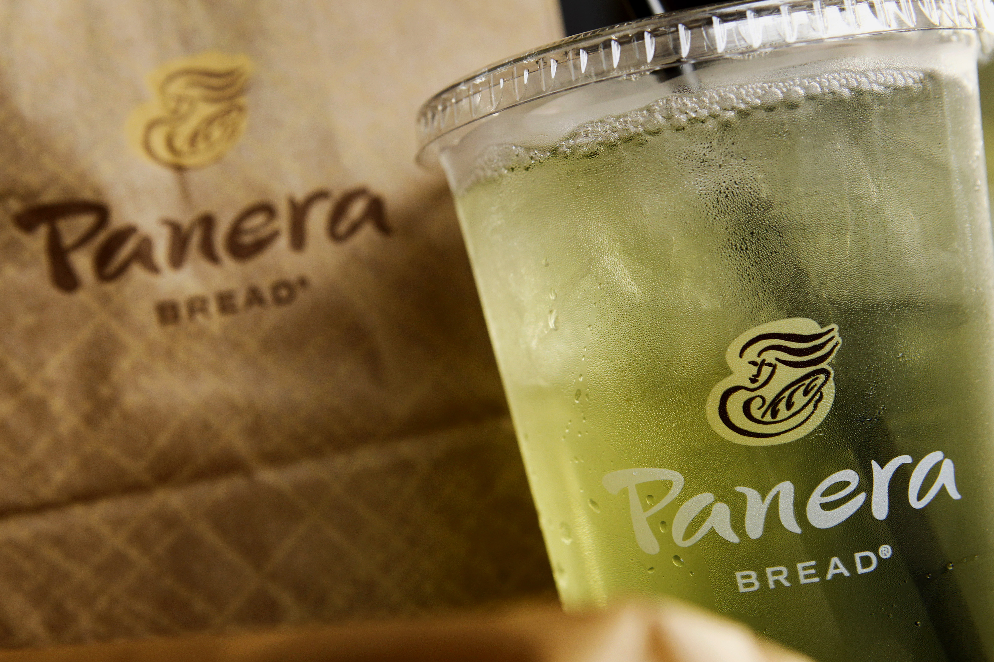 A Panera Bread Restaurant Ahead Of Earnings Figures